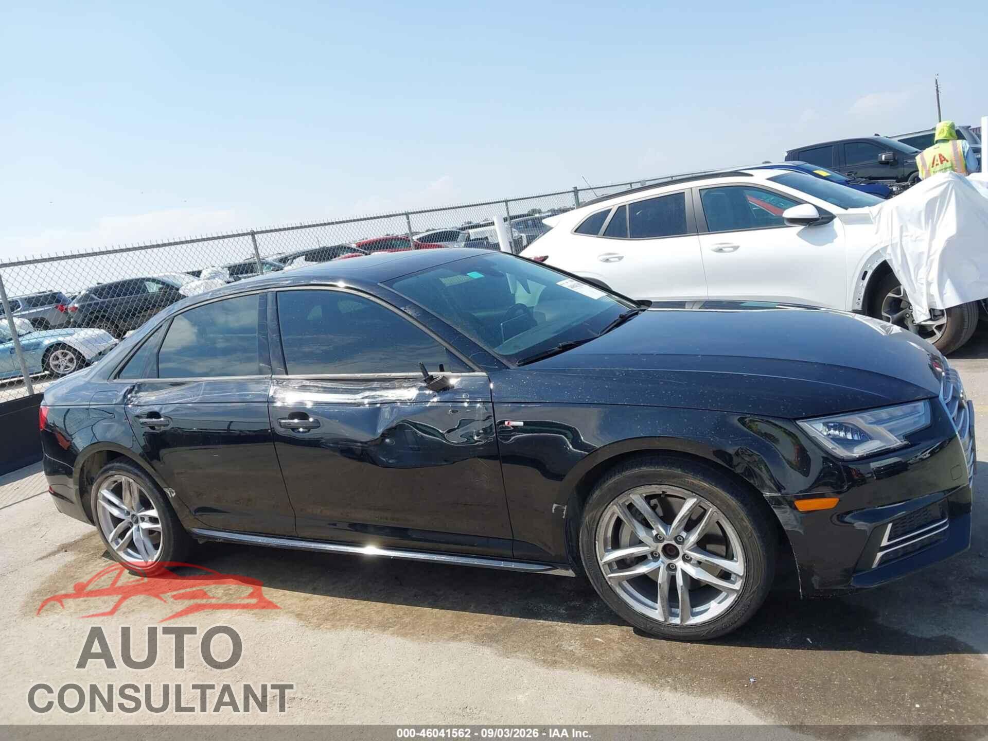 AUDI A4 2017 - WAUDNAF4XHN043873