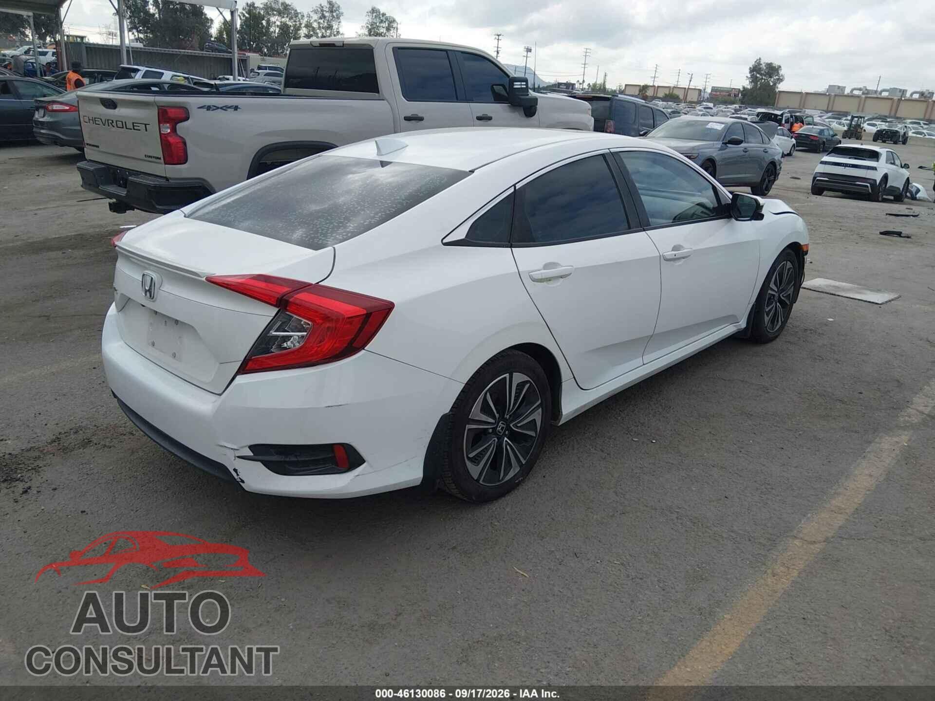 HONDA CIVIC 2017 - 2HGFC1F30HH641165