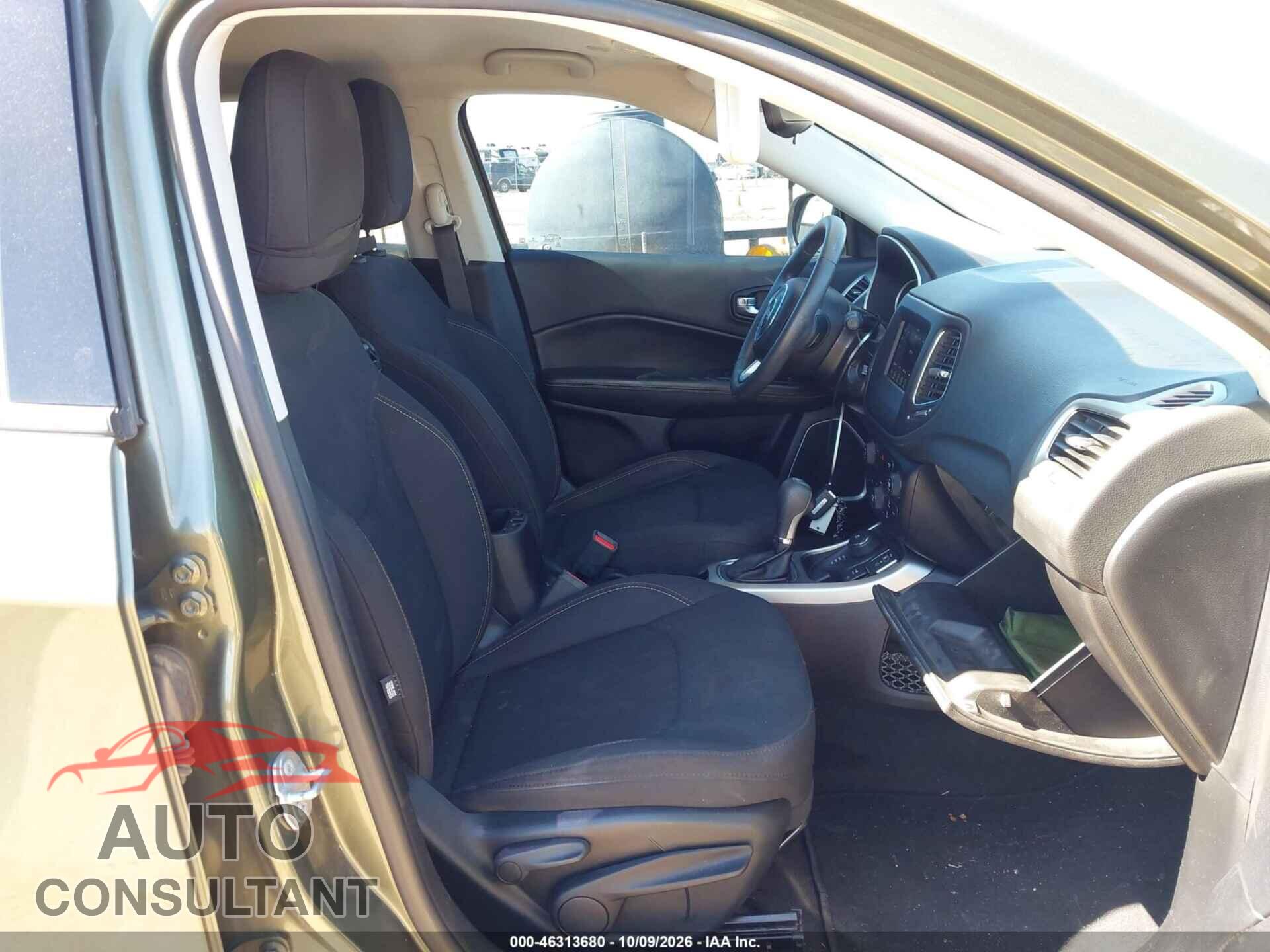 JEEP COMPASS 2019 - 3C4NJDAB8KT647472