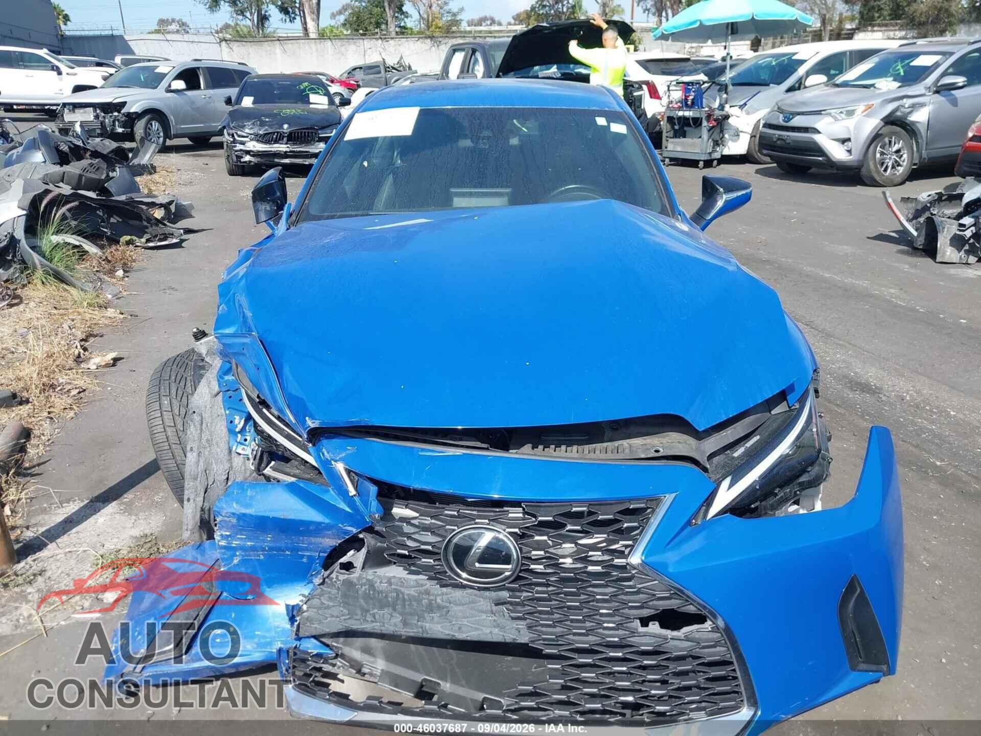 LEXUS IS 300 2022 - JTHAA1D24N5118743
