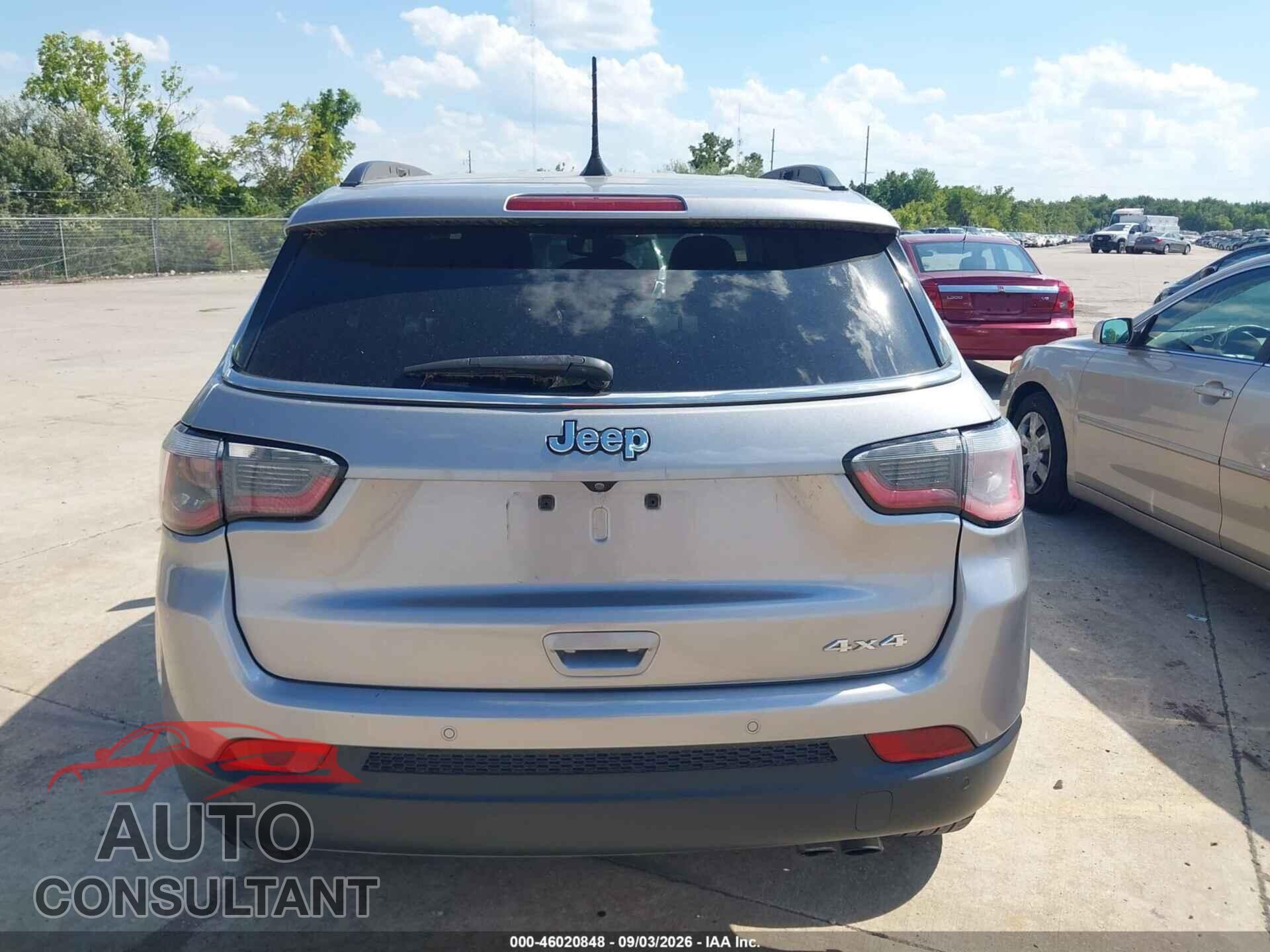 JEEP COMPASS 2018 - 3C4NJDCB2JT442497