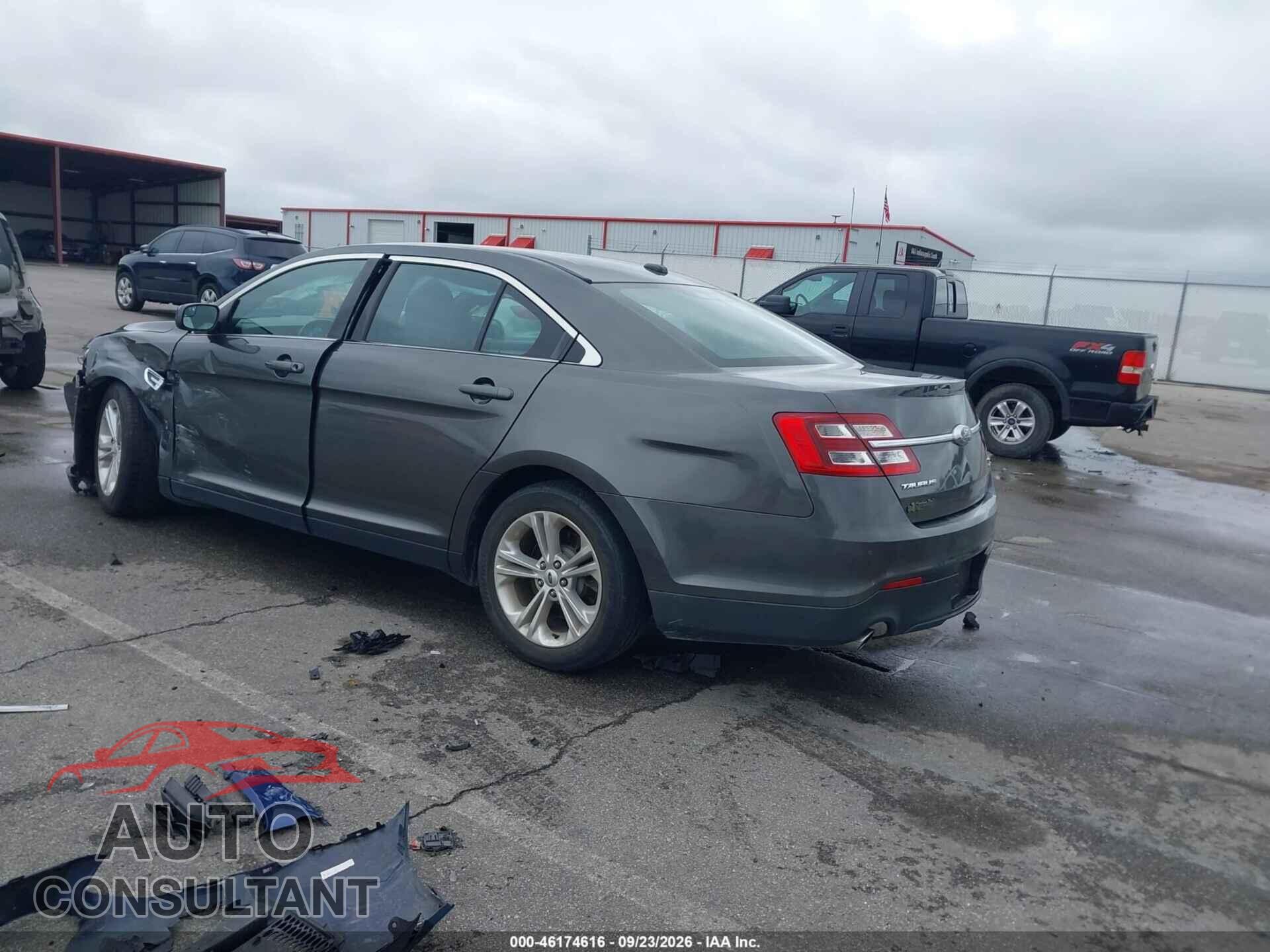 FORD TAURUS 2016 - 1FAHP2E9XGG123037