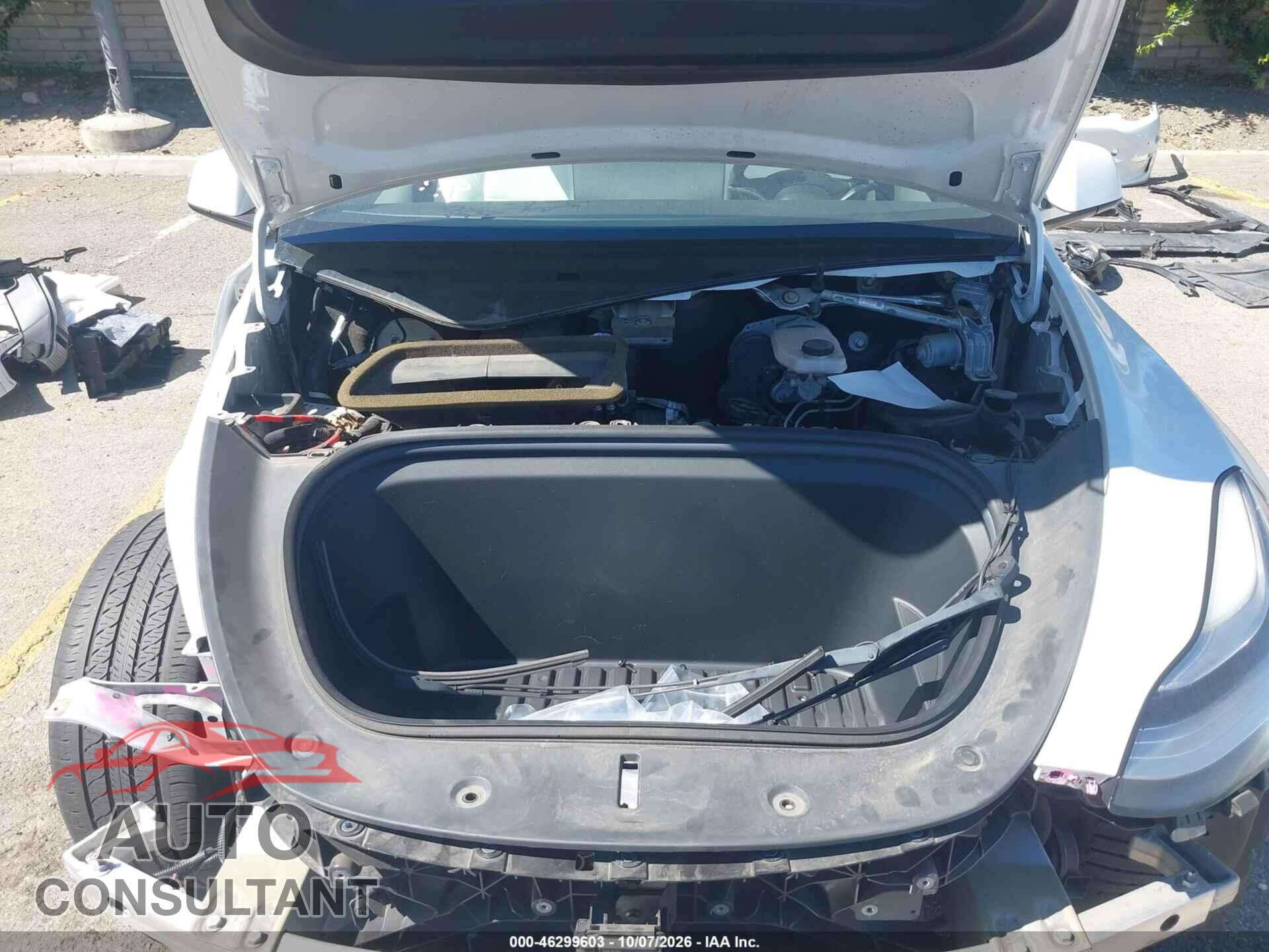 TESLA MODEL Y 2021 - 5YJYGDED0MF122088