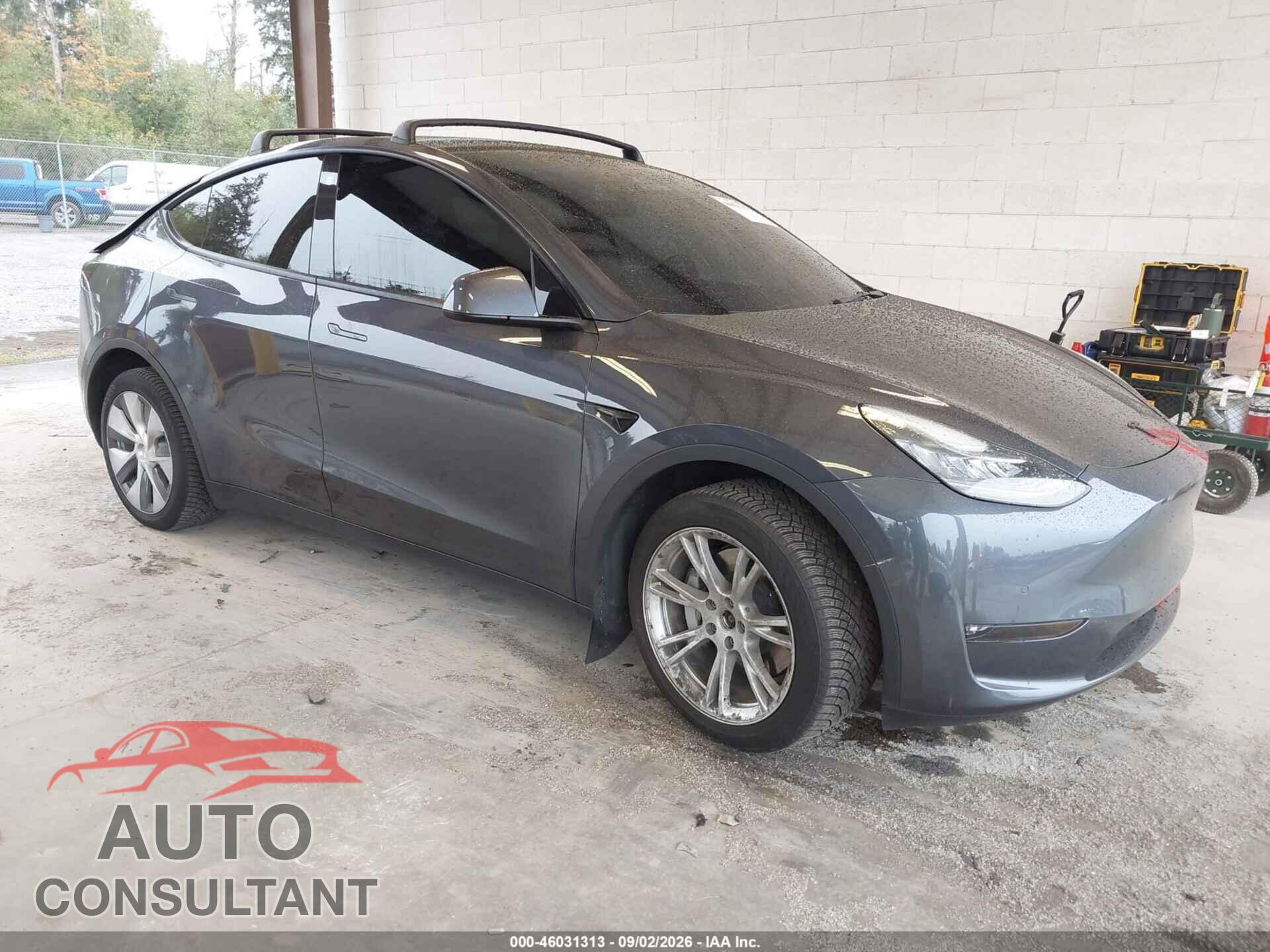 TESLA MODEL Y 2021 - 5YJYGDEEXMF246054
