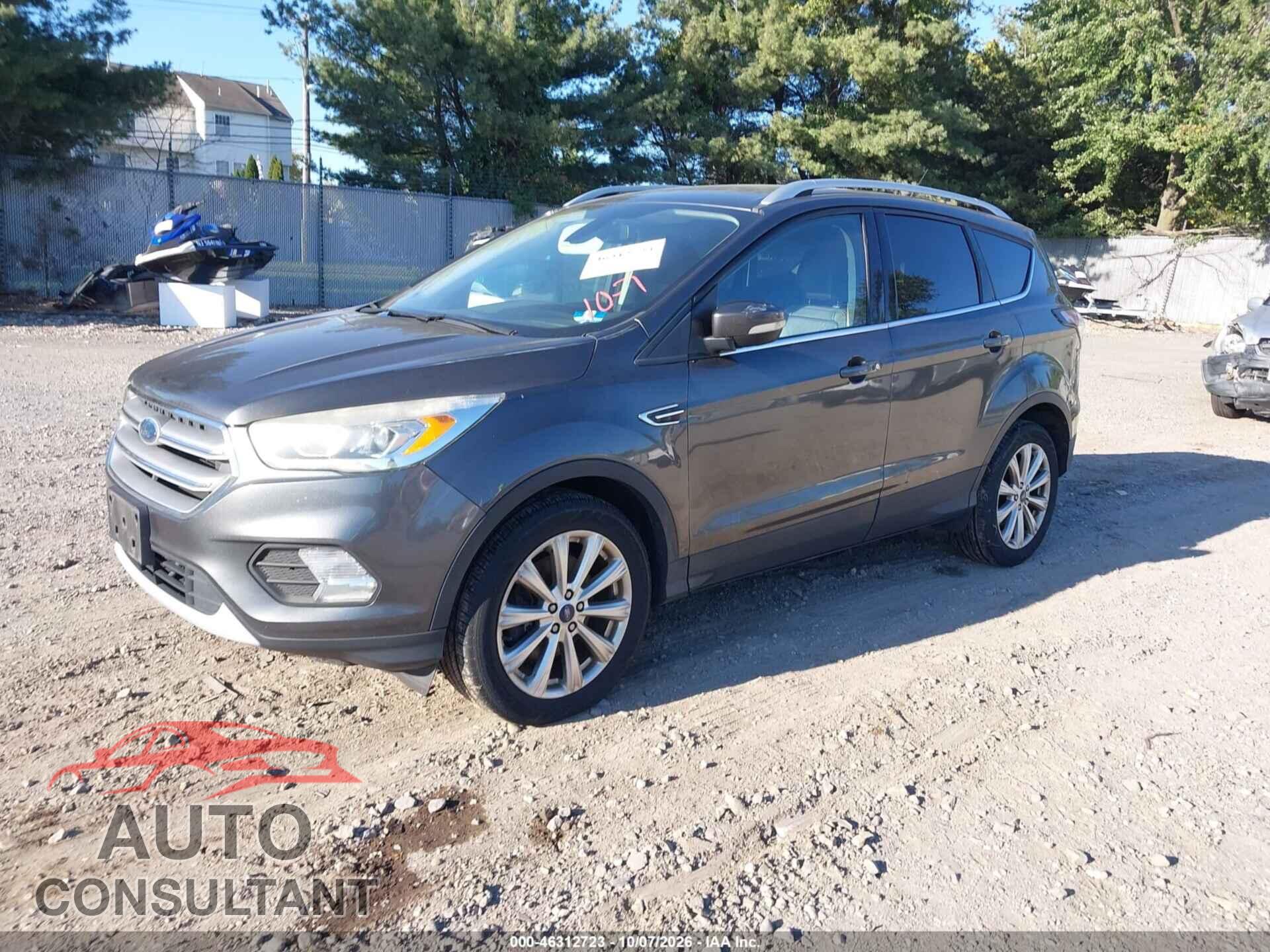 FORD ESCAPE 2017 - 1FMCU9J92HUD95608