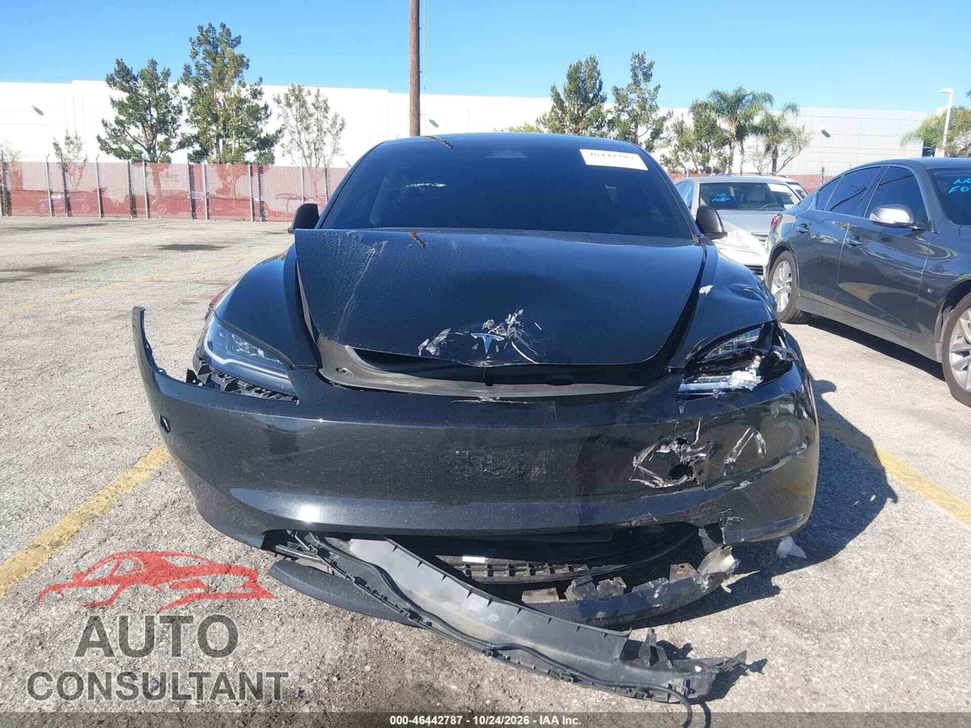 TESLA MODEL 3 2025 - 5YJ3E1EA2SF913613
