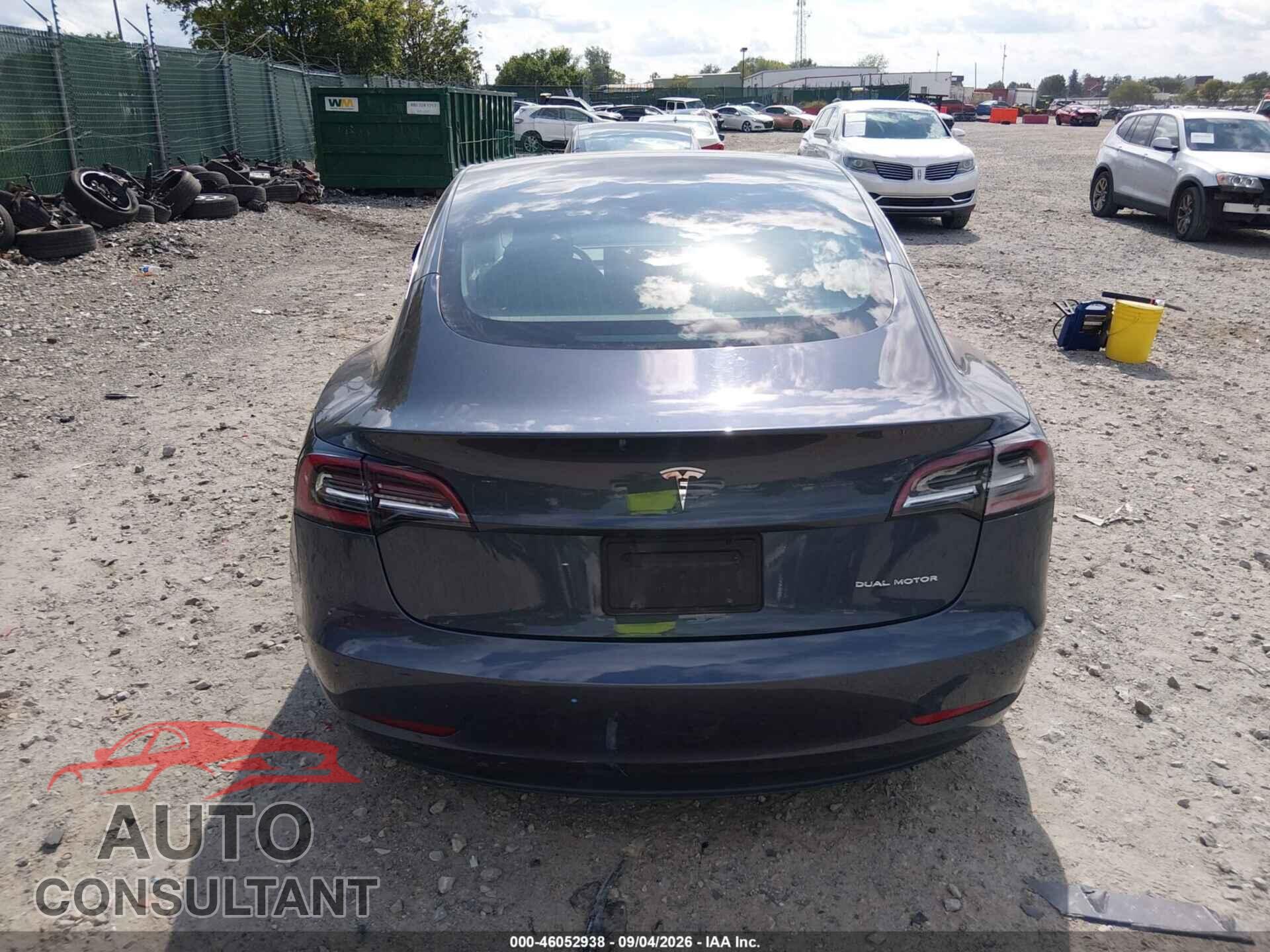 TESLA MODEL 3 2019 - 5YJ3E1EB8KF481313
