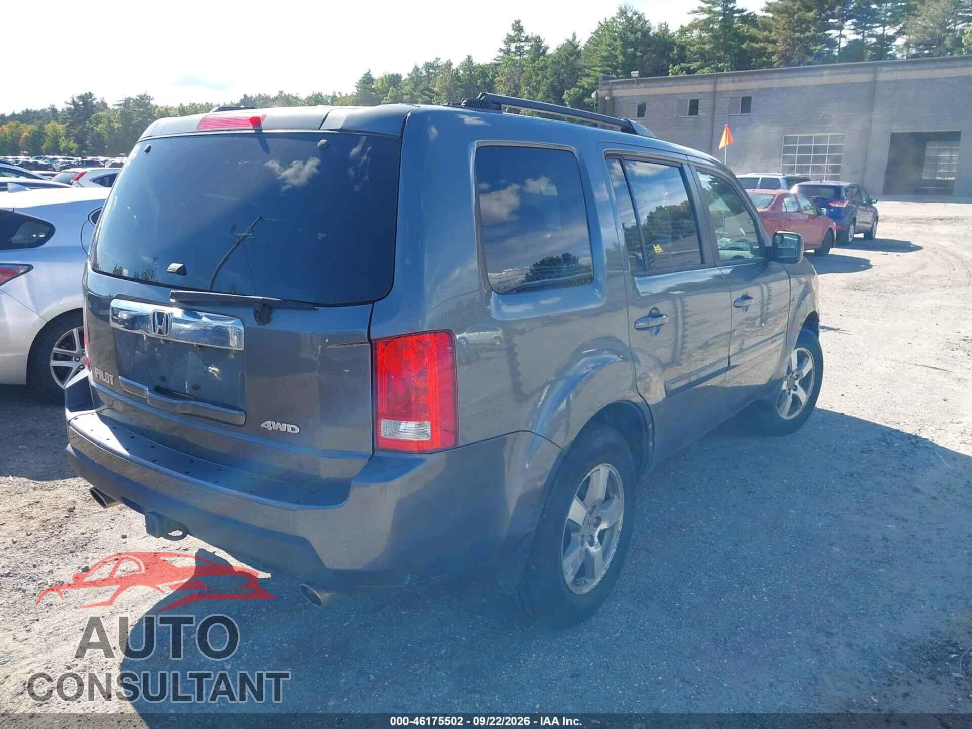 HONDA PILOT 2011 - 5FNYF4H59BB003606