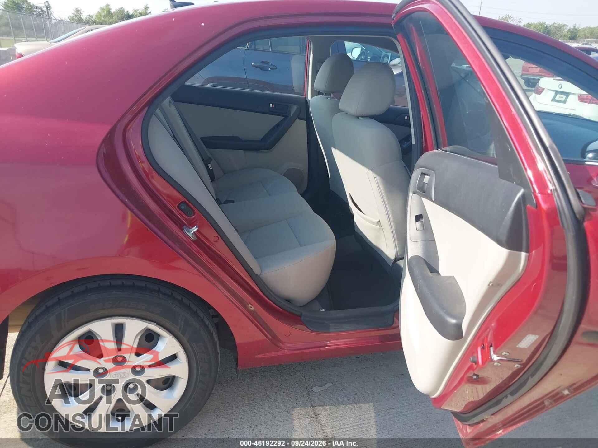KIA FORTE 2010 - KNAFU4A24A5071130