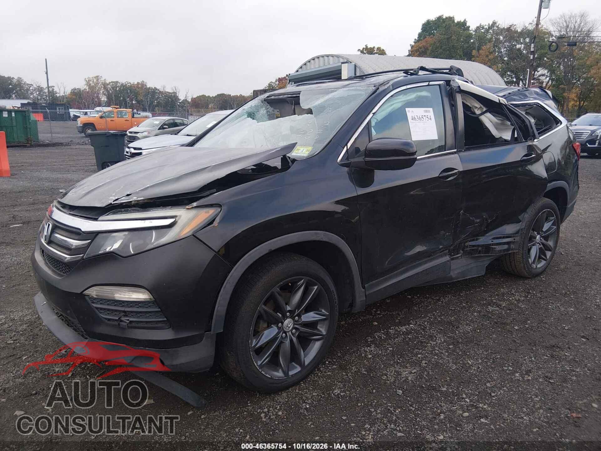 HONDA PILOT 2017 - 5FNYF6H74HB019945