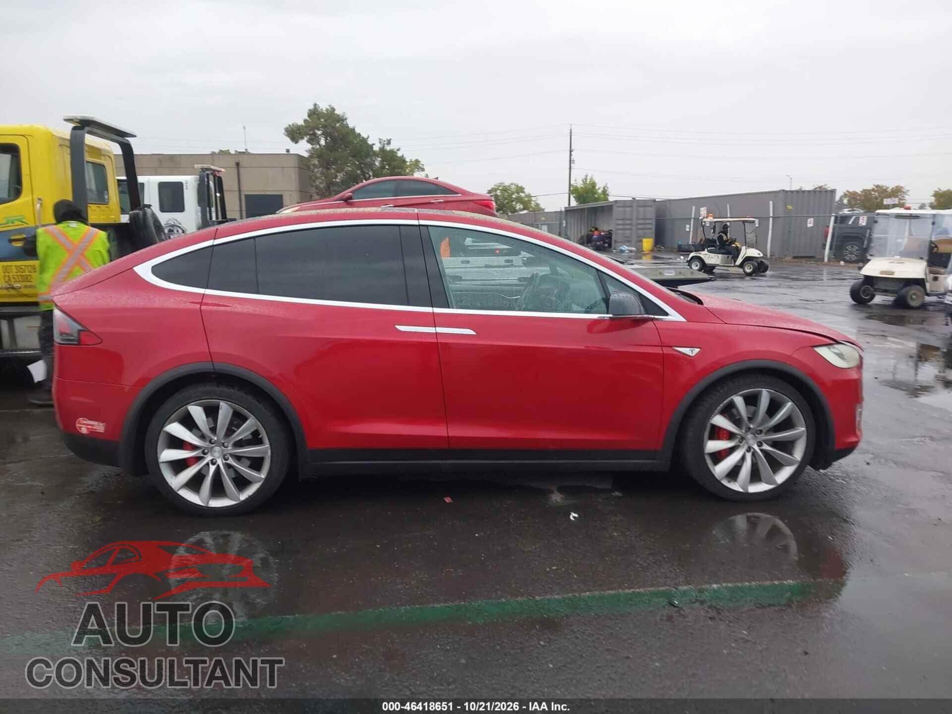 TESLA MODEL X 2016 - 5YJXCAE47GF000970