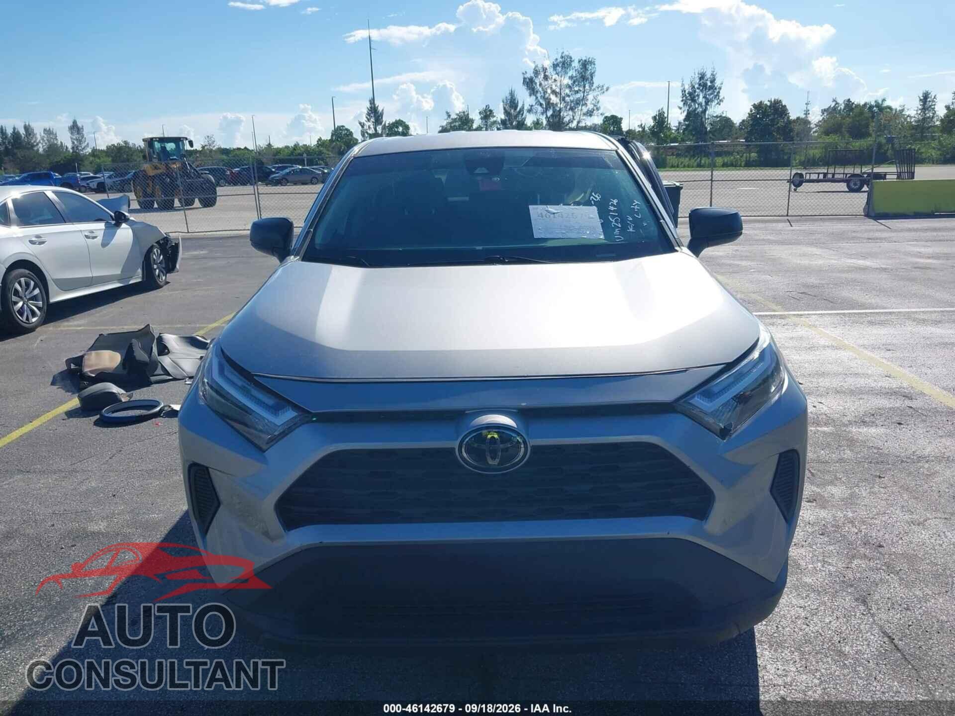 TOYOTA RAV4 2023 - 2T3H1RFVXPC251476