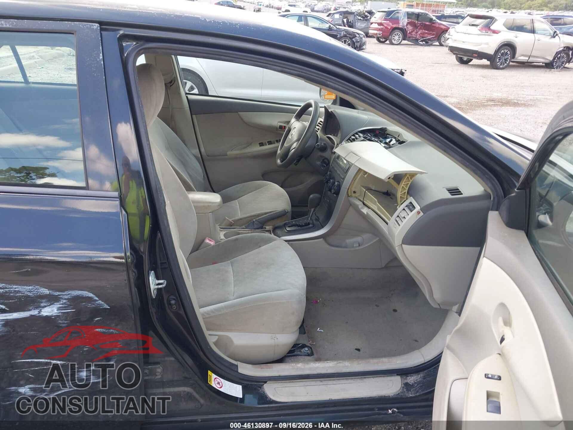 TOYOTA COROLLA 2009 - JTDBL40E79J008509