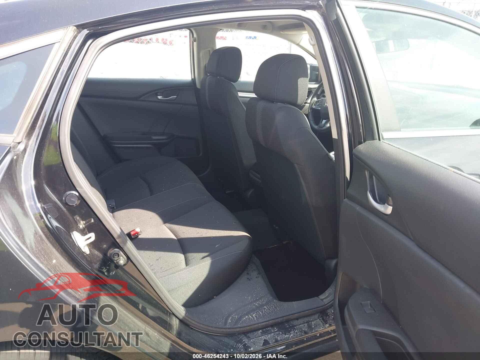 HONDA CIVIC 2019 - 2HGFC2F66KH585577