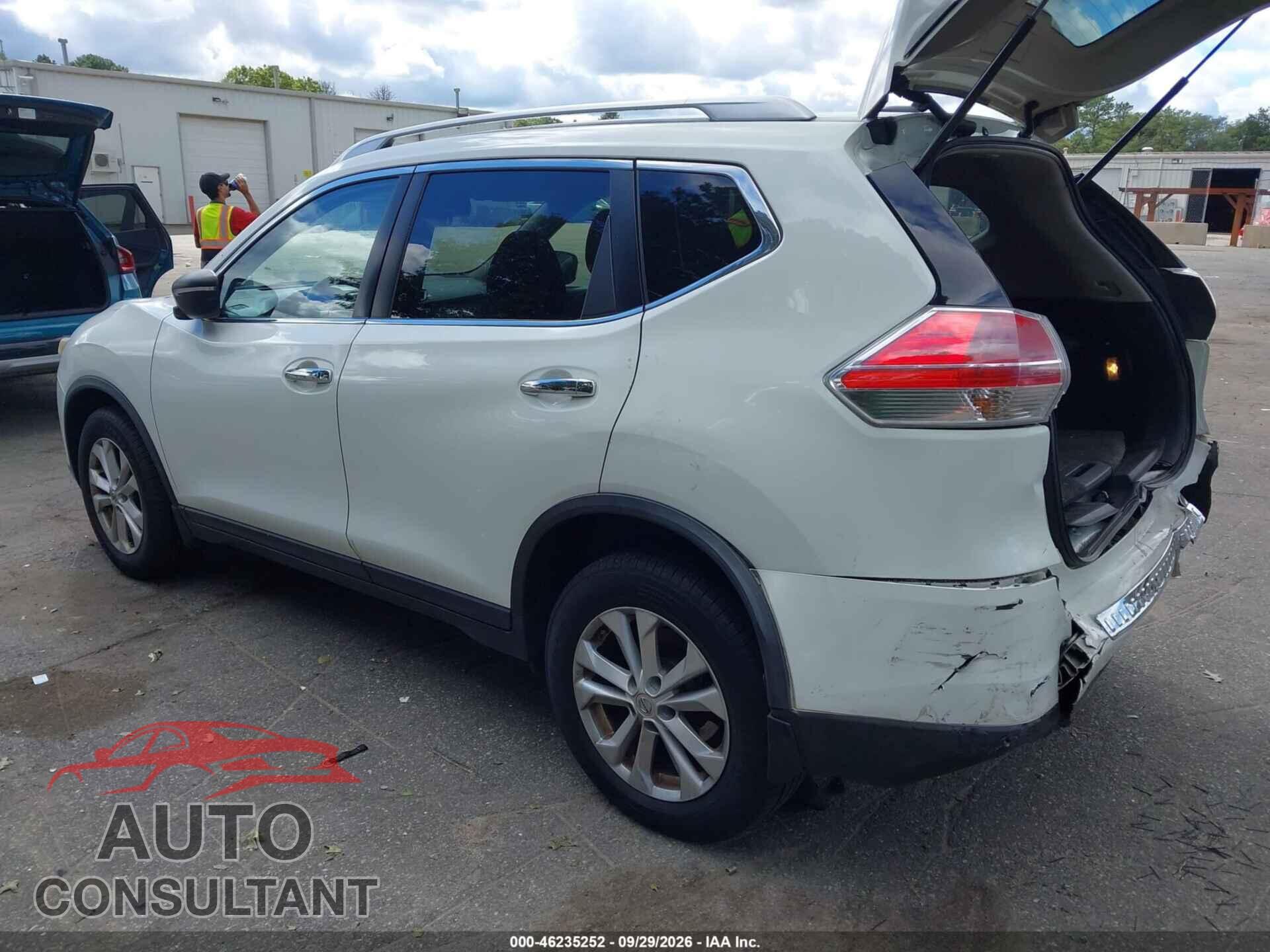 NISSAN ROGUE 2015 - KNMAT2MV8FP574486