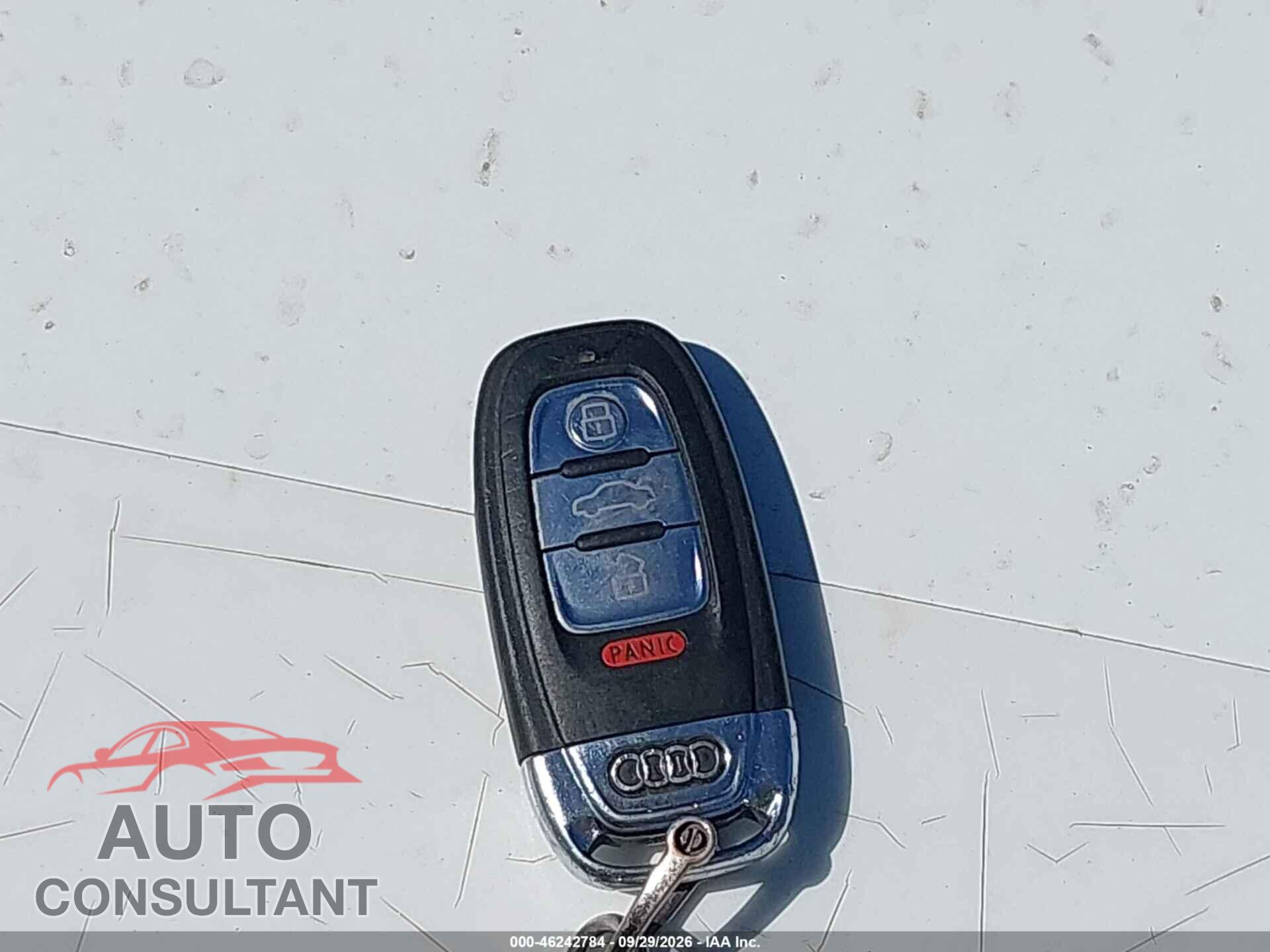 AUDI S5 2013 - WAUCGAFR2DA012894