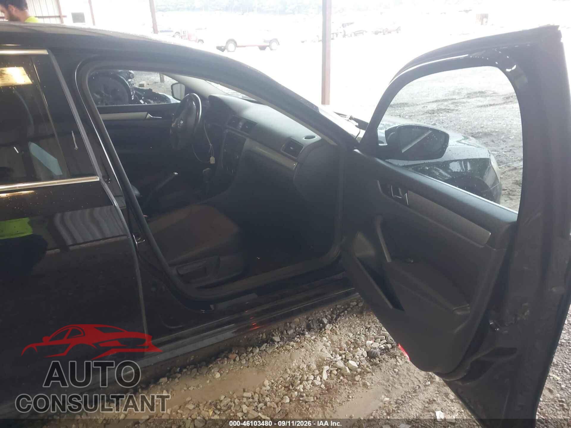 VOLKSWAGEN PASSAT 2014 - 1VWAT7A31EC037882