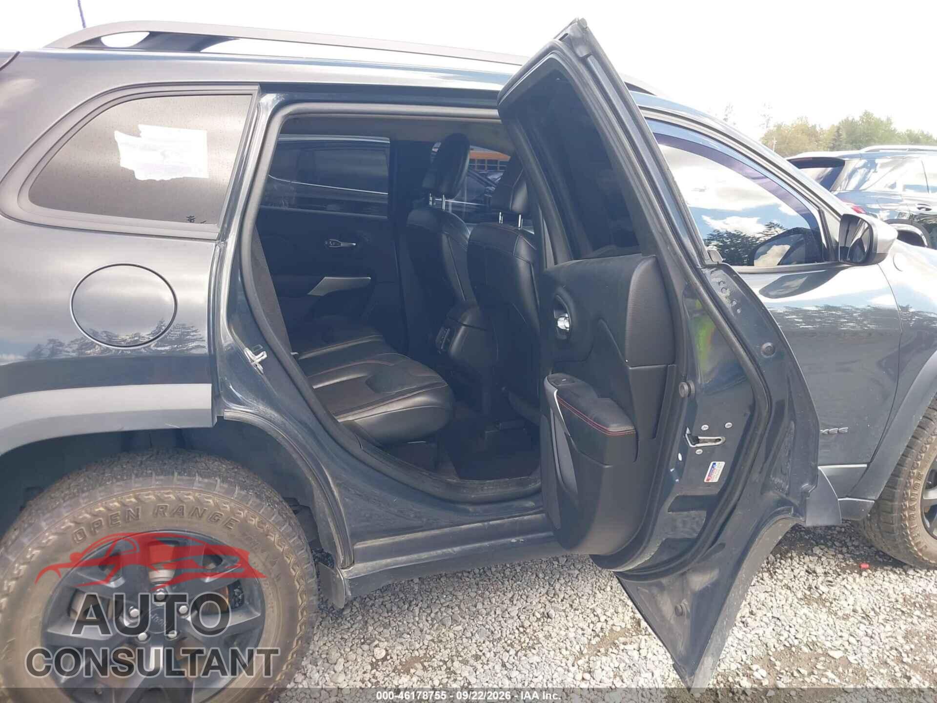 JEEP CHEROKEE 2017 - 1C4PJMBS5HW652073