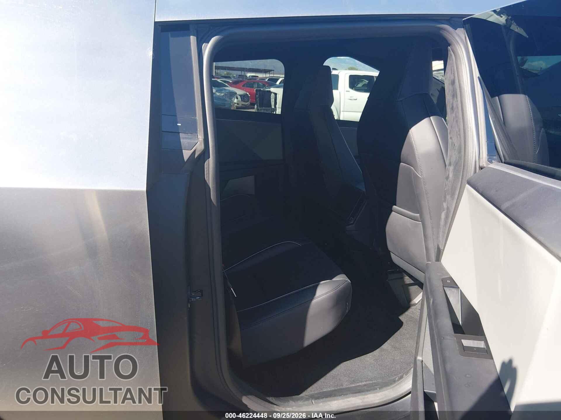 TESLA CYBERTRUCK 2025 - 7G2CEHED1SA071005