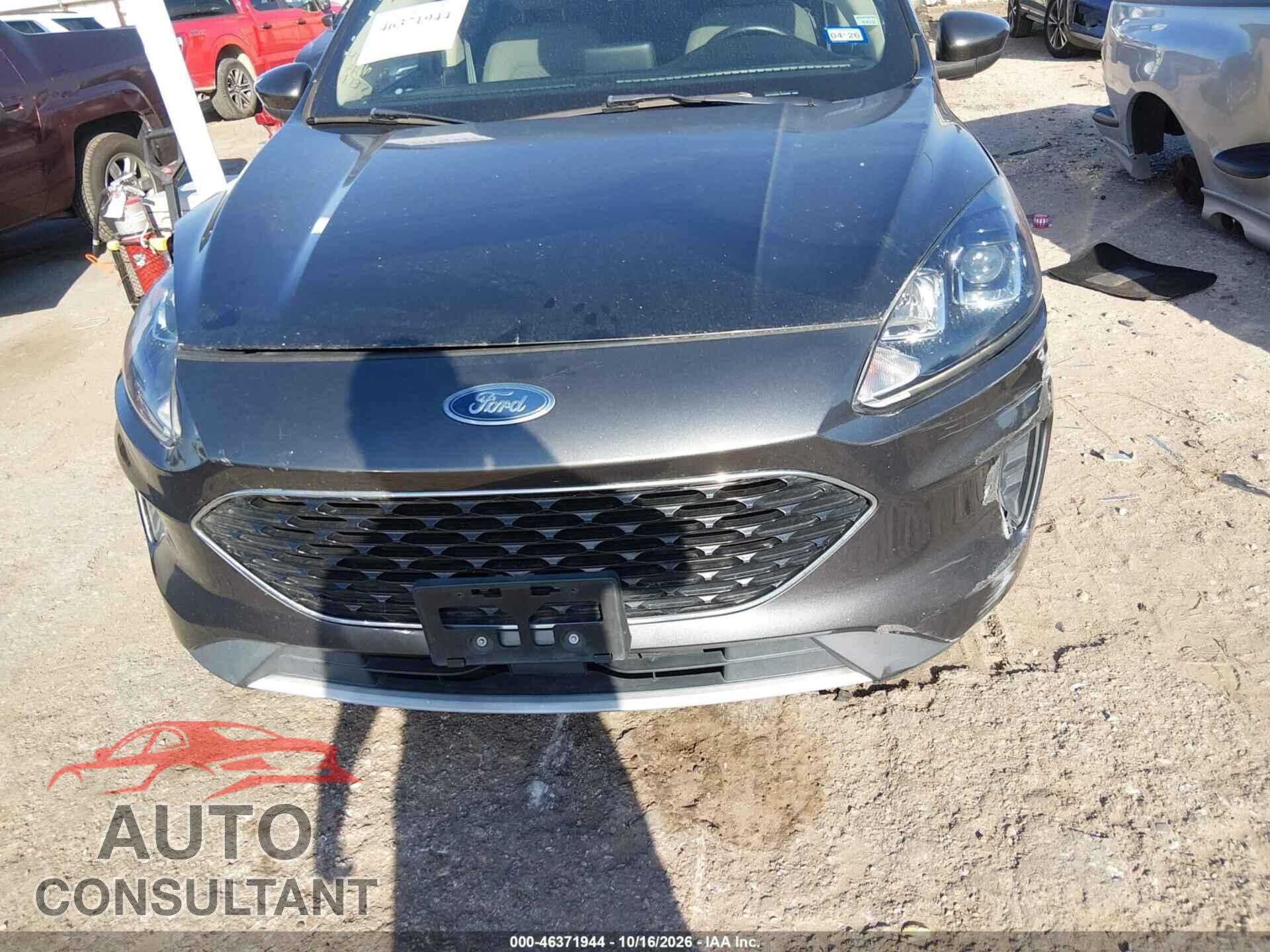 FORD ESCAPE 2020 - 1FMCU0G60LUC00302