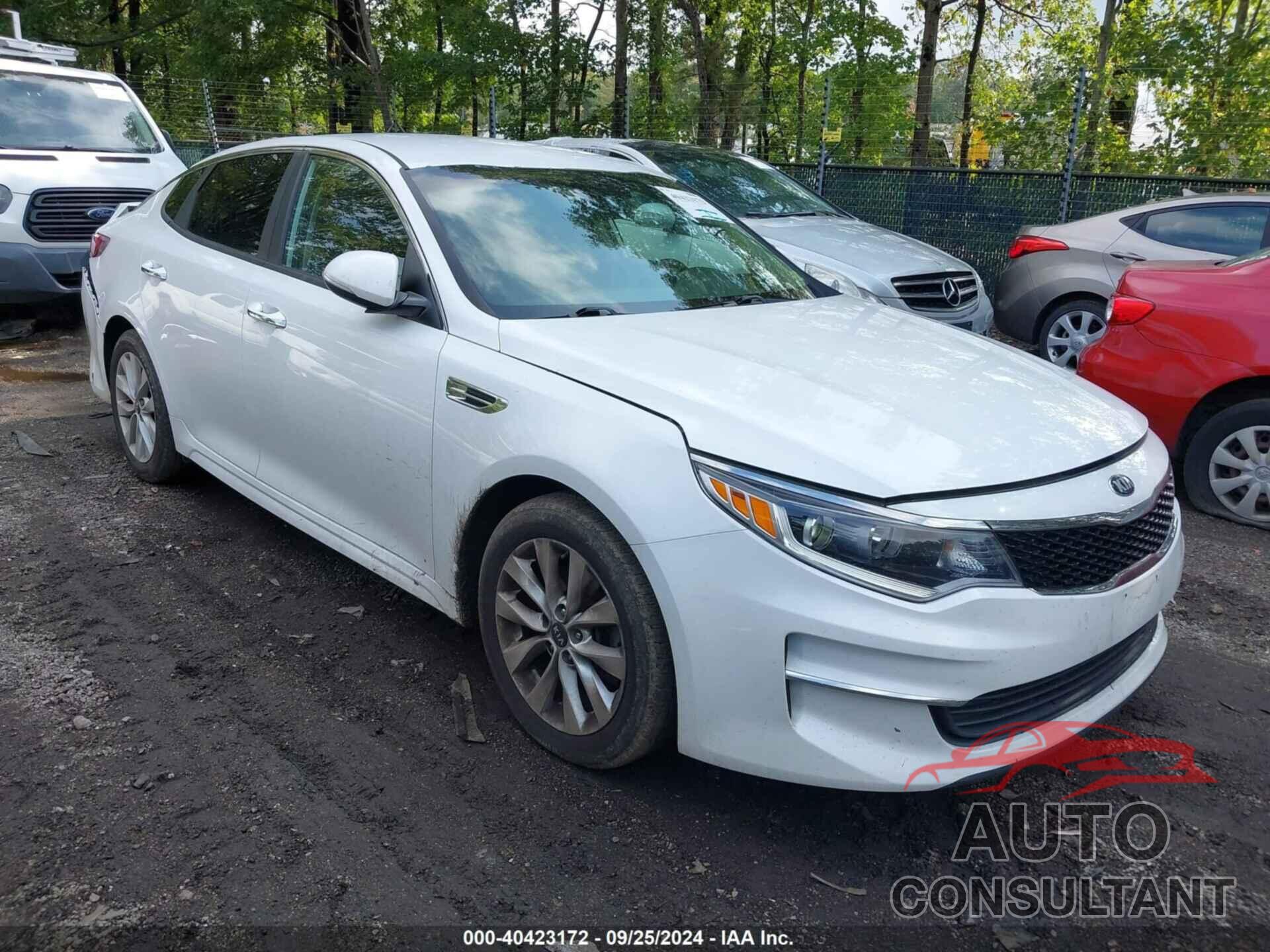 KIA OPTIMA 2018 - 5XXGT4L37JG258602