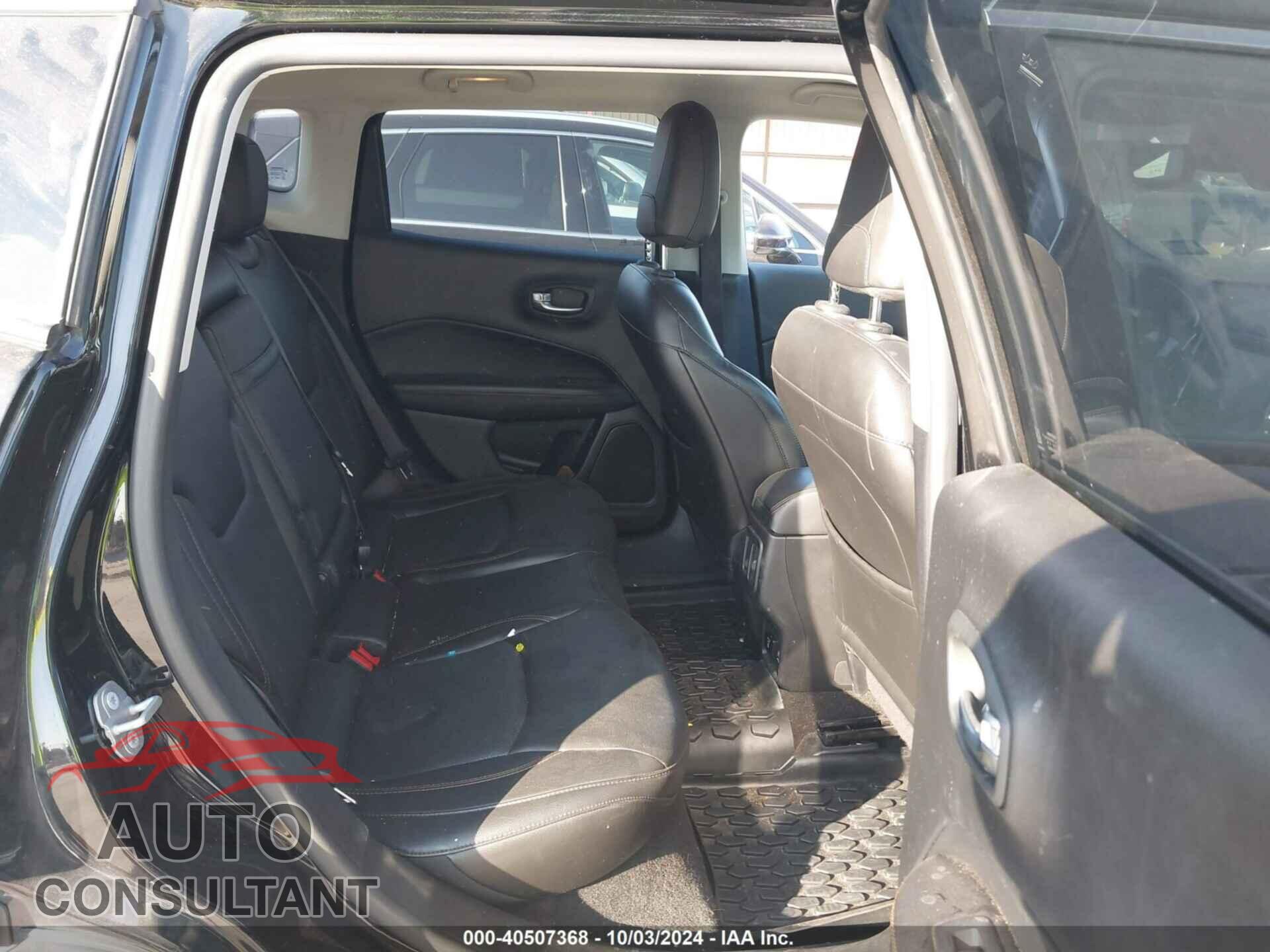 JEEP COMPASS 2018 - 3C4NJDCB3JT423036