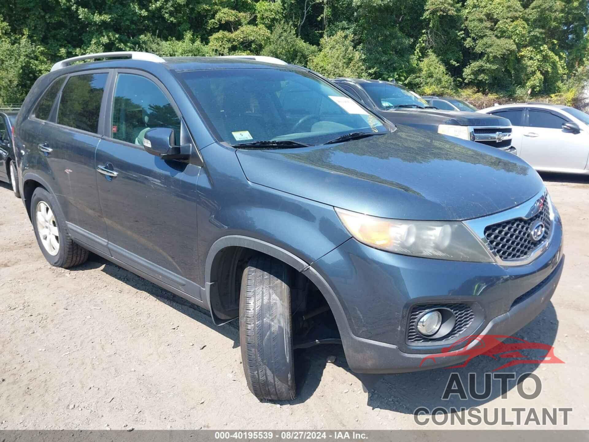 KIA SORENTO 2011 - 5XYKT4A1XBG048309