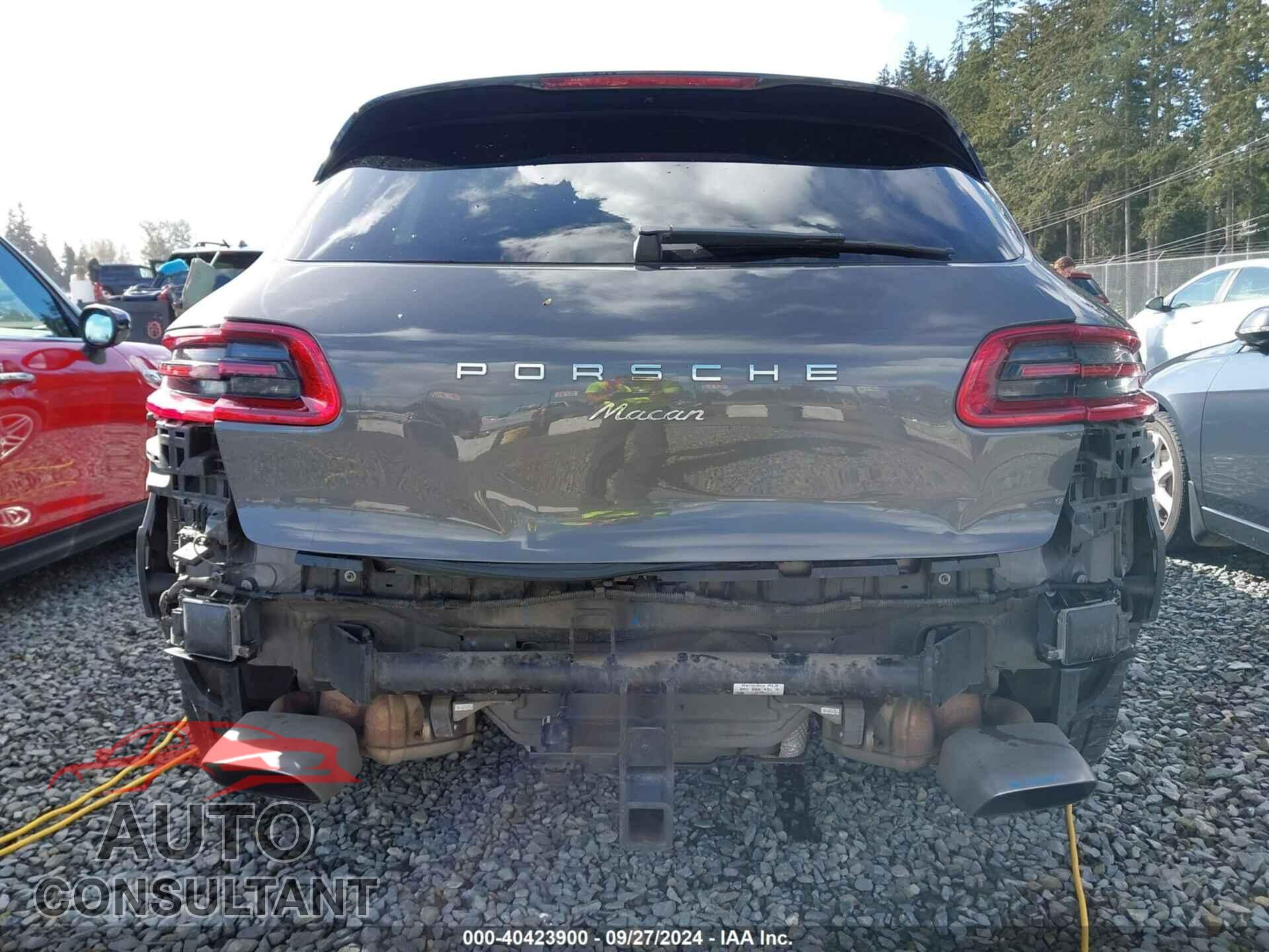 PORSCHE MACAN 2018 - WP1AA2A50JLB24887