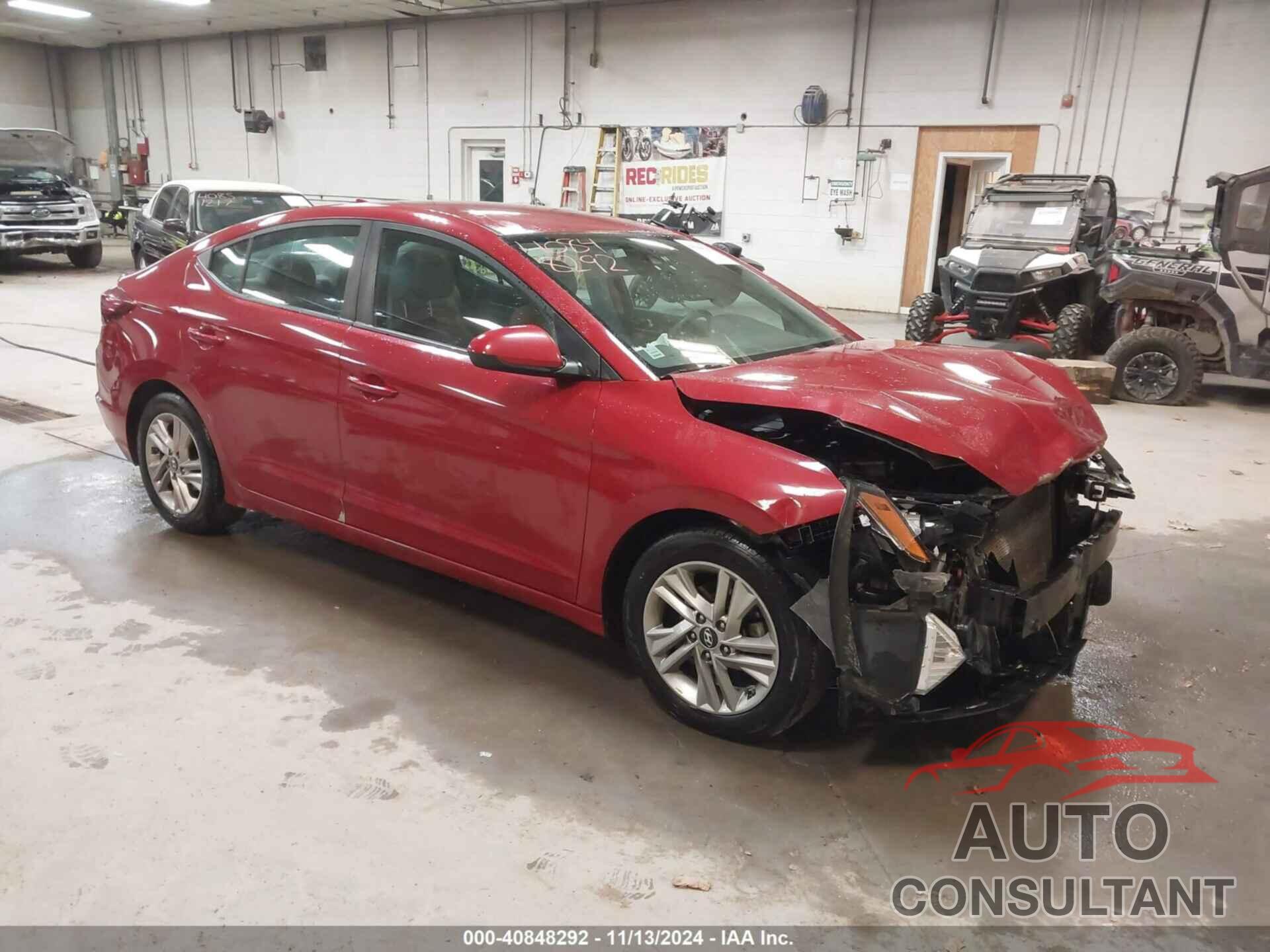 HYUNDAI ELANTRA 2019 - KMHD84LF5KU742466