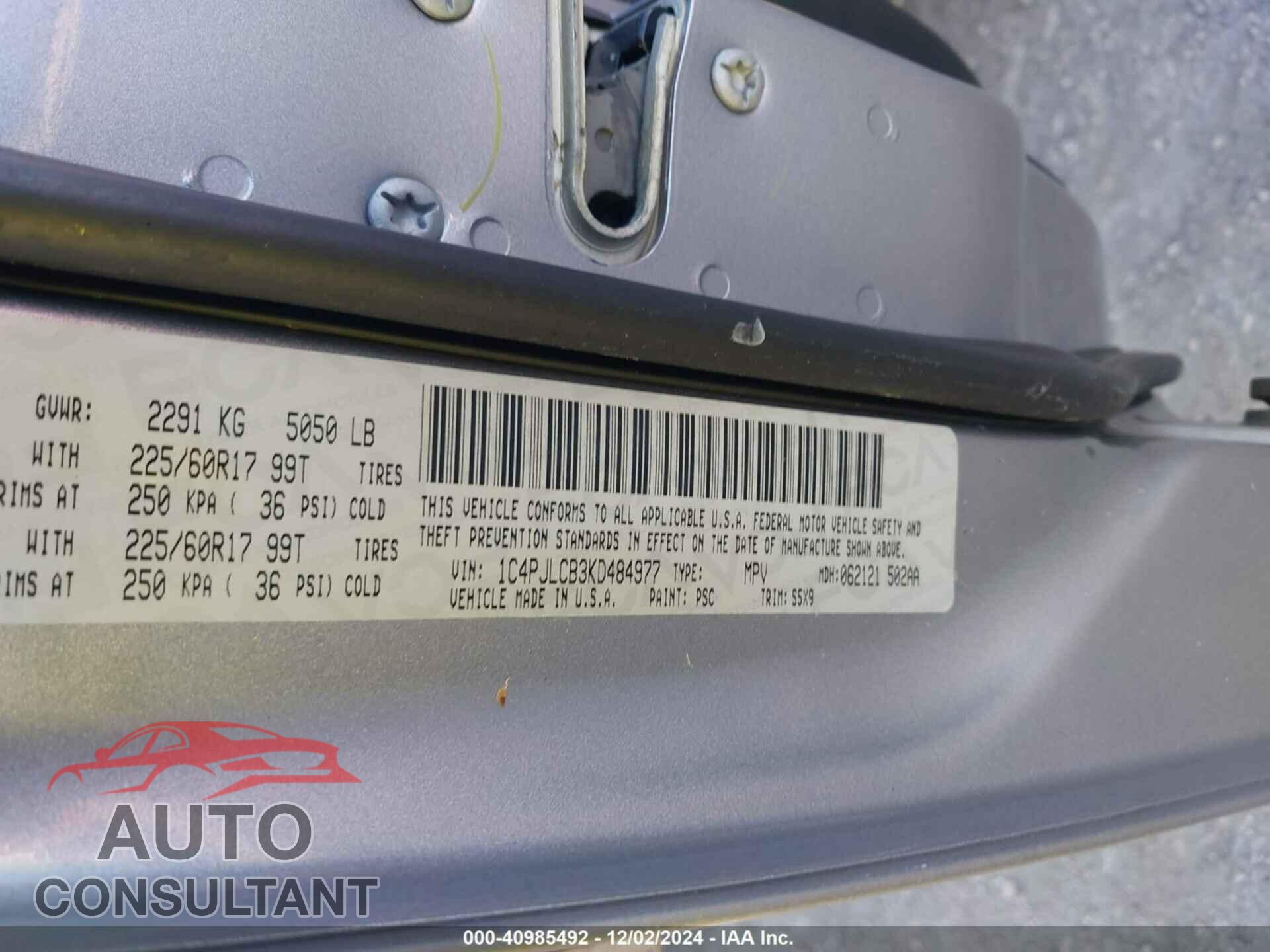 JEEP CHEROKEE 2019 - 1C4PJLCB3KD484977