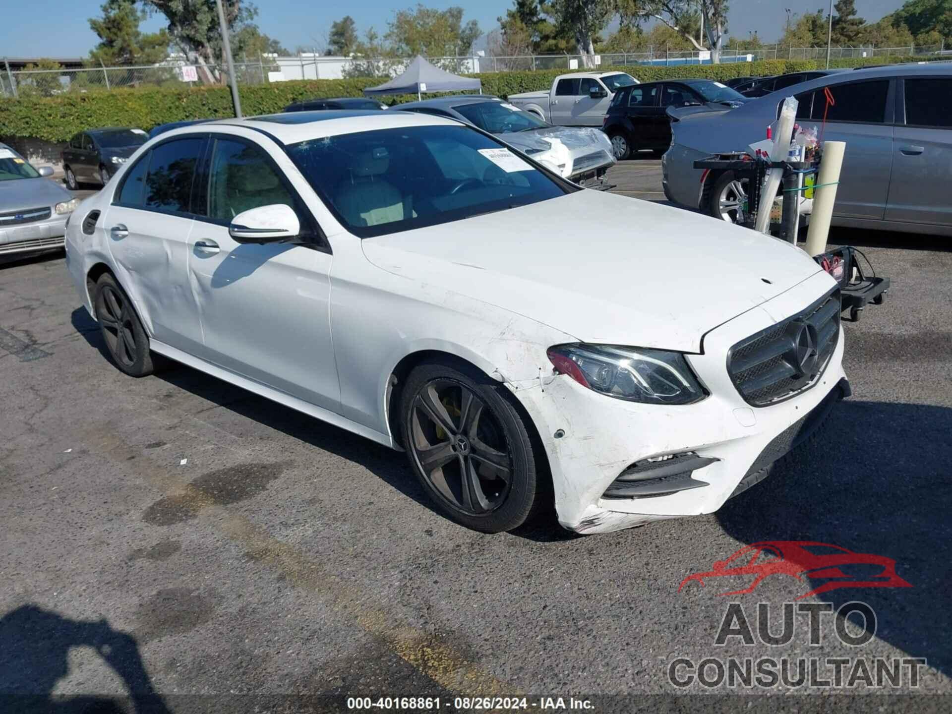 MERCEDES-BENZ E 300 2019 - WDDZF4JB8KA629344