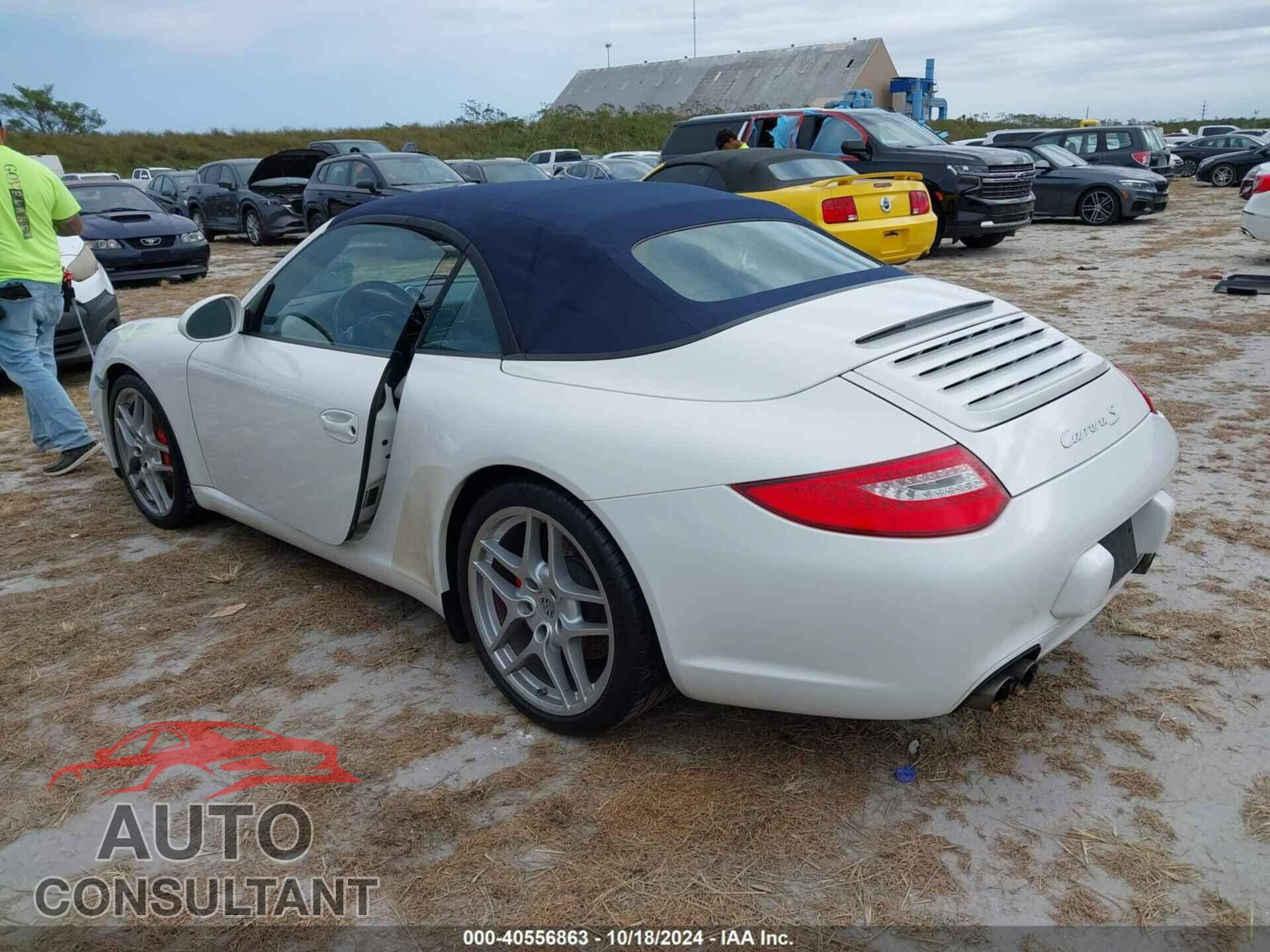 PORSCHE 911 2011 - WP0CB2A9XBS754546