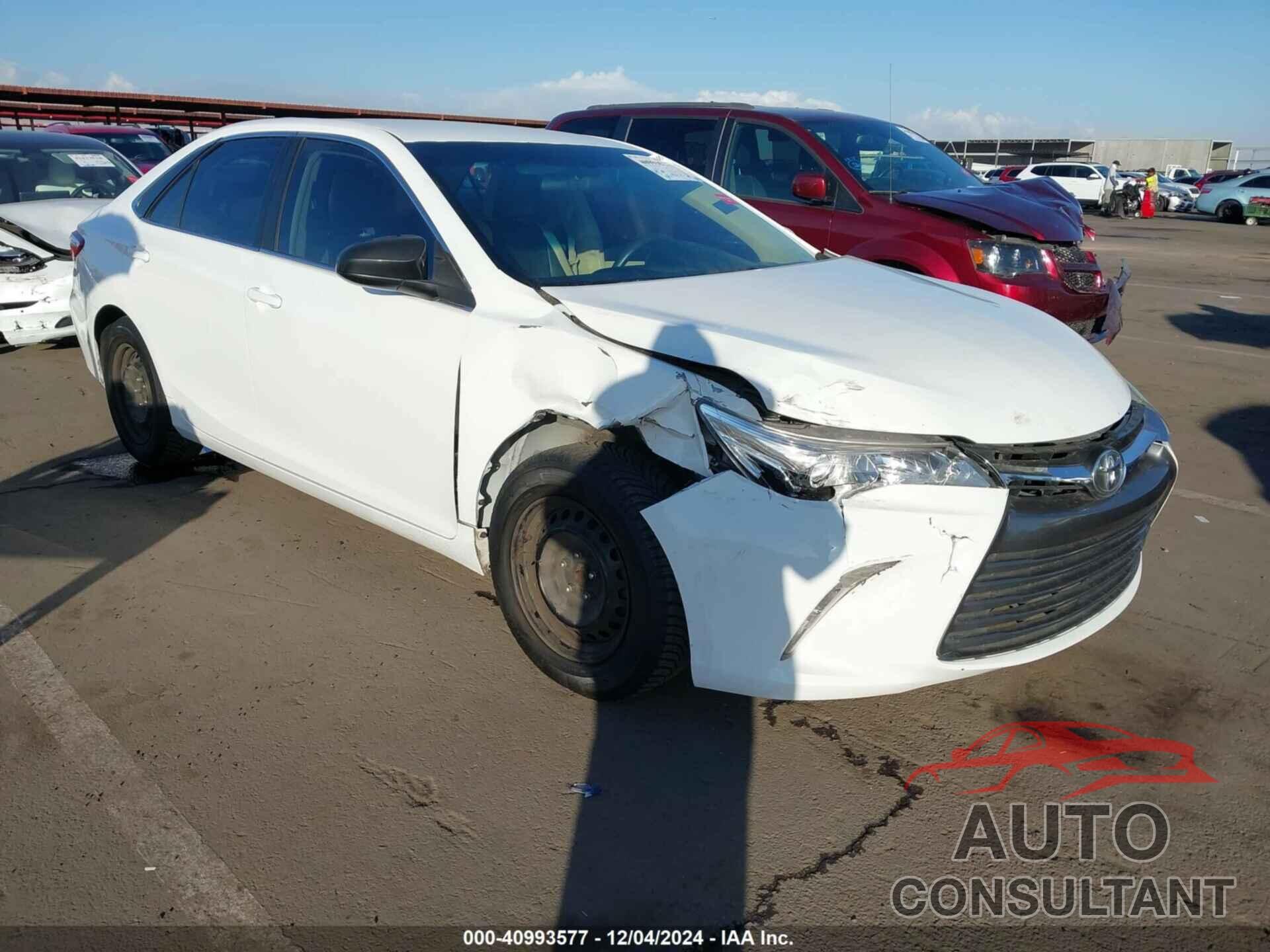 TOYOTA CAMRY 2015 - 4T4BF1FK1FR460342