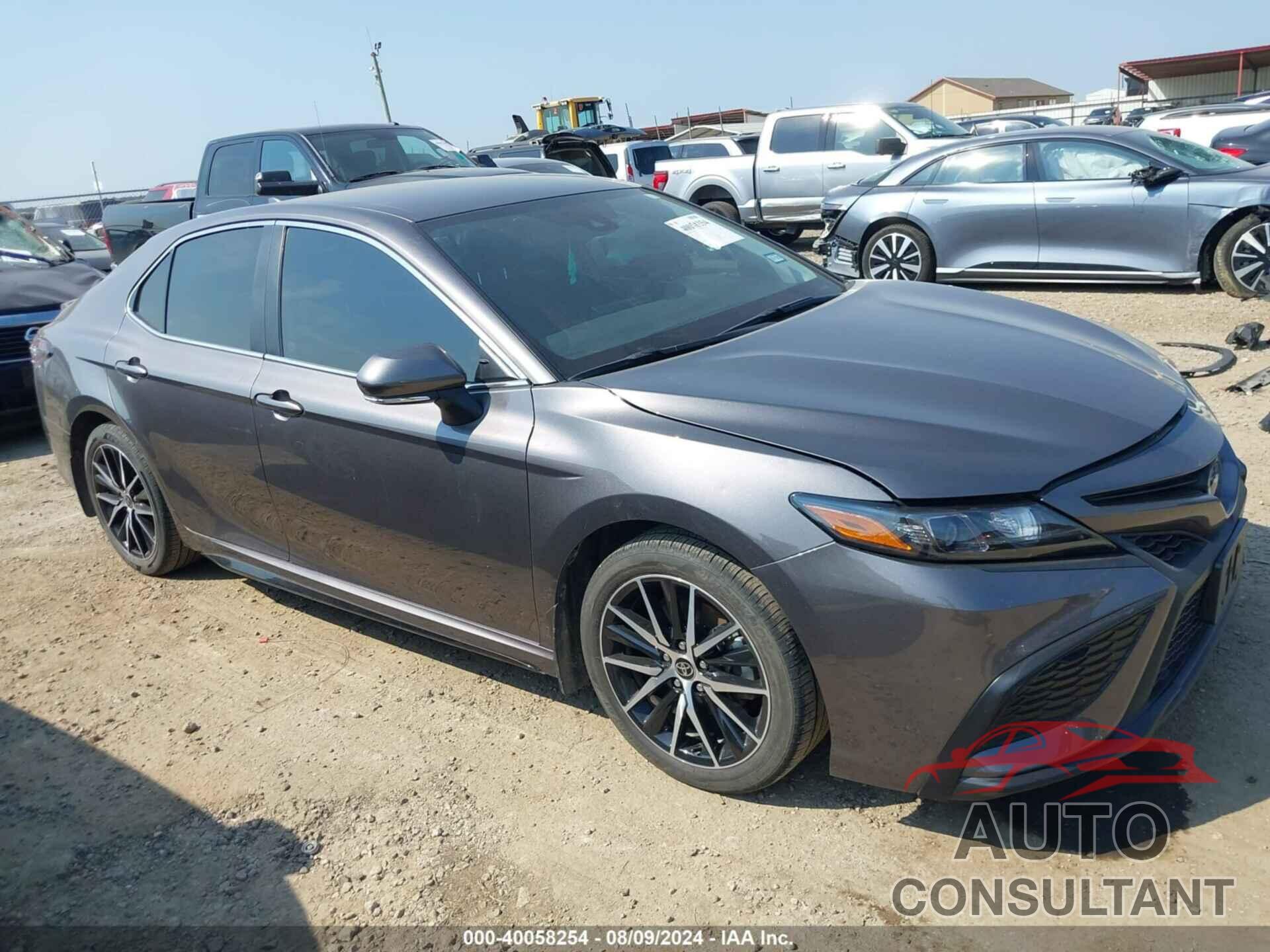 TOYOTA CAMRY 2023 - 4T1G11AK0PU771946