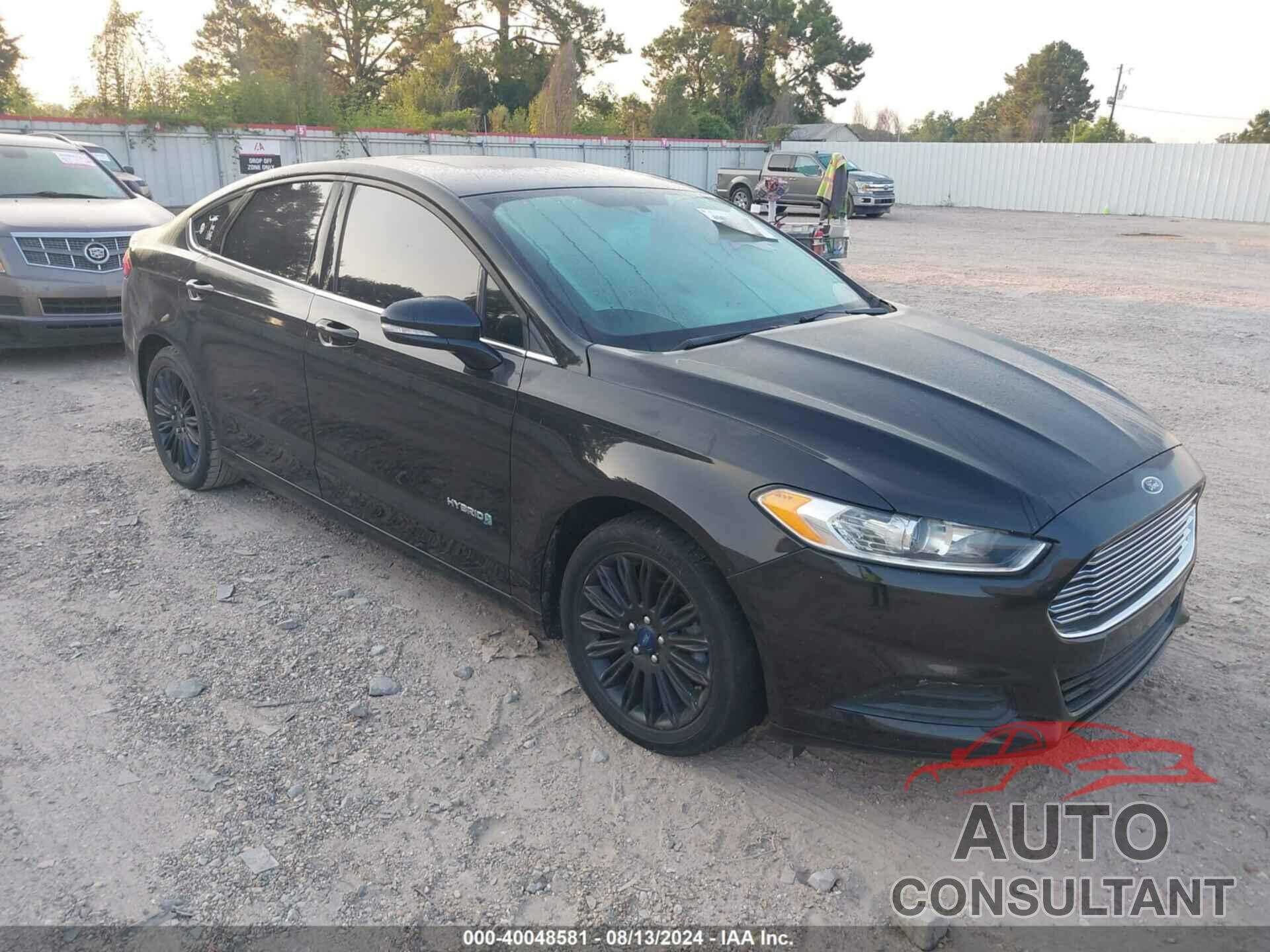FORD FUSION 2015 - 3FA6P0LU8FR310626