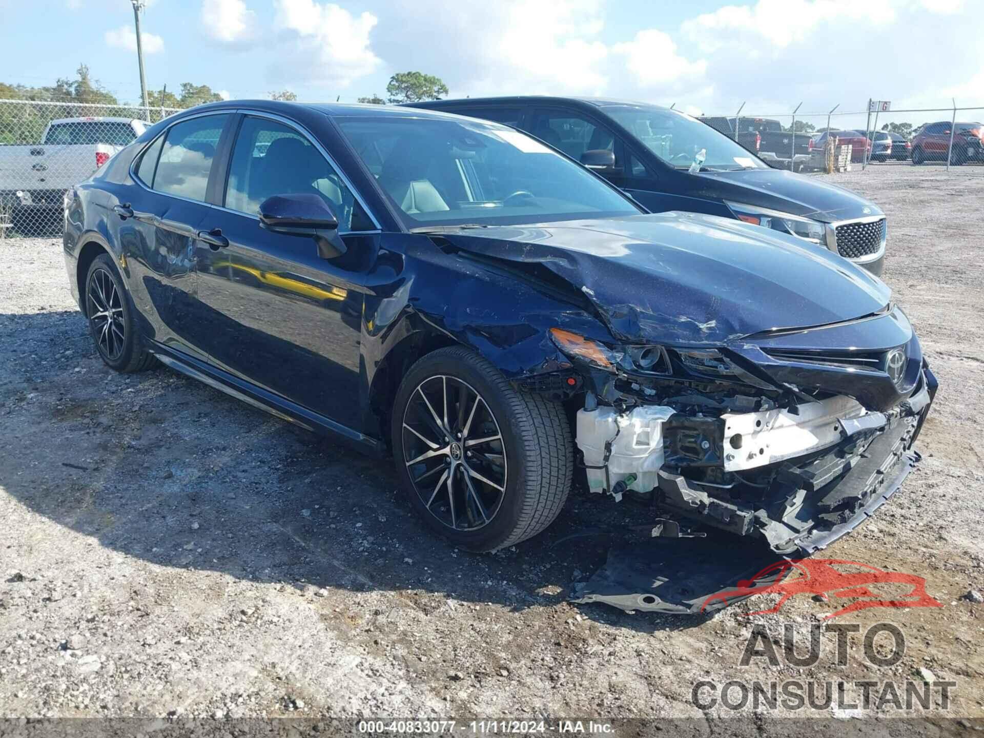 TOYOTA CAMRY 2021 - 4T1G11AK0MU559947