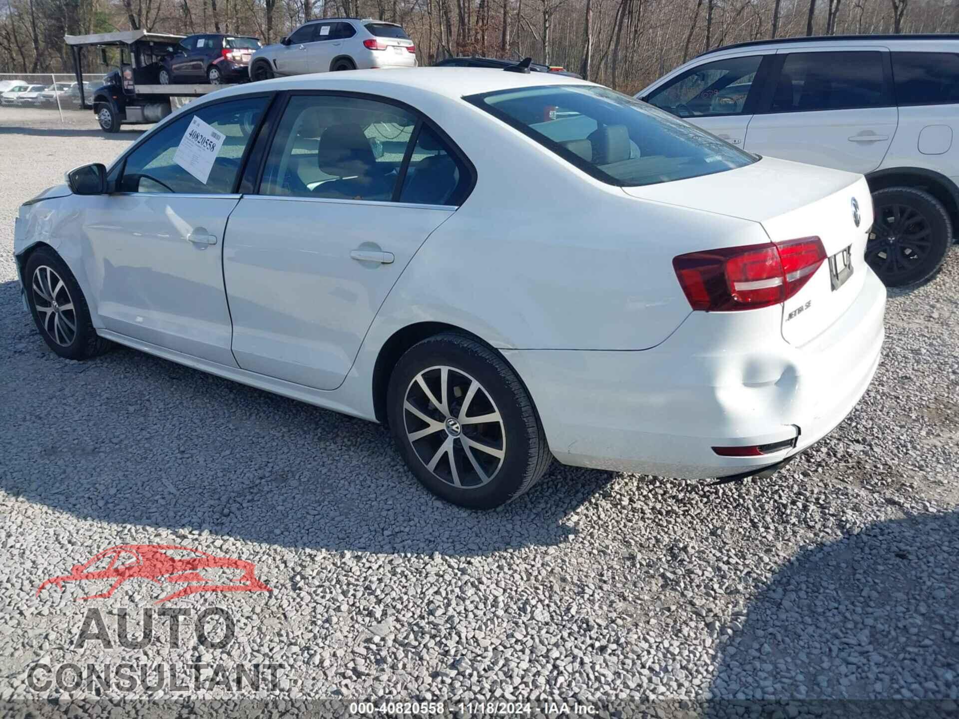VOLKSWAGEN JETTA 2017 - 3VWDB7AJ7HM321003