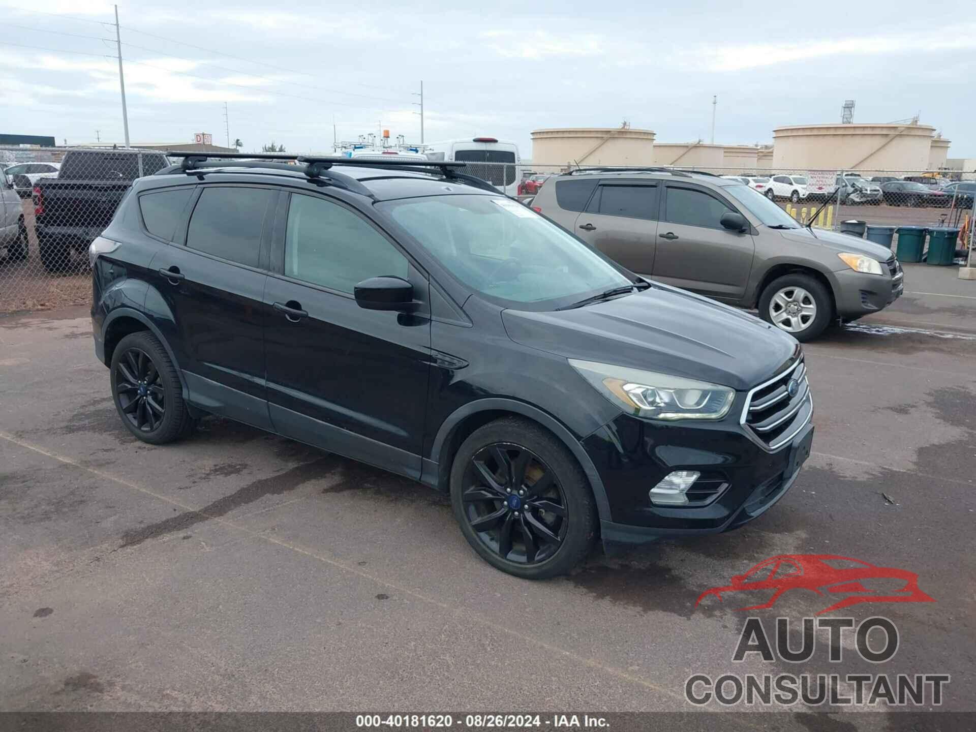 FORD ESCAPE 2017 - 1FMCU0G91HUB45019