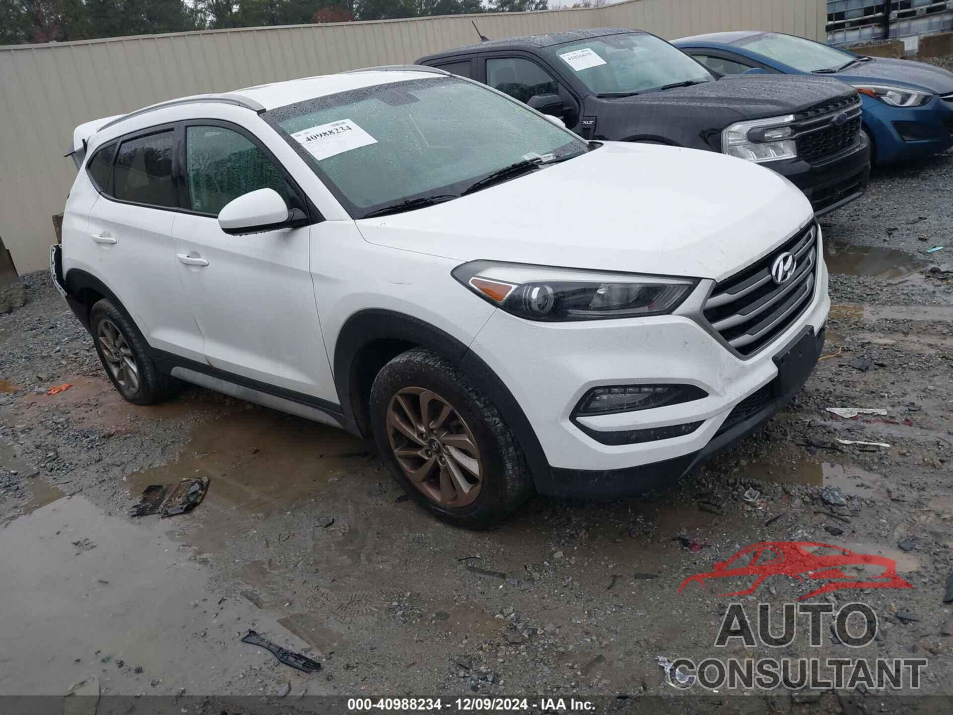 HYUNDAI TUCSON 2018 - KM8J33A42JU724826