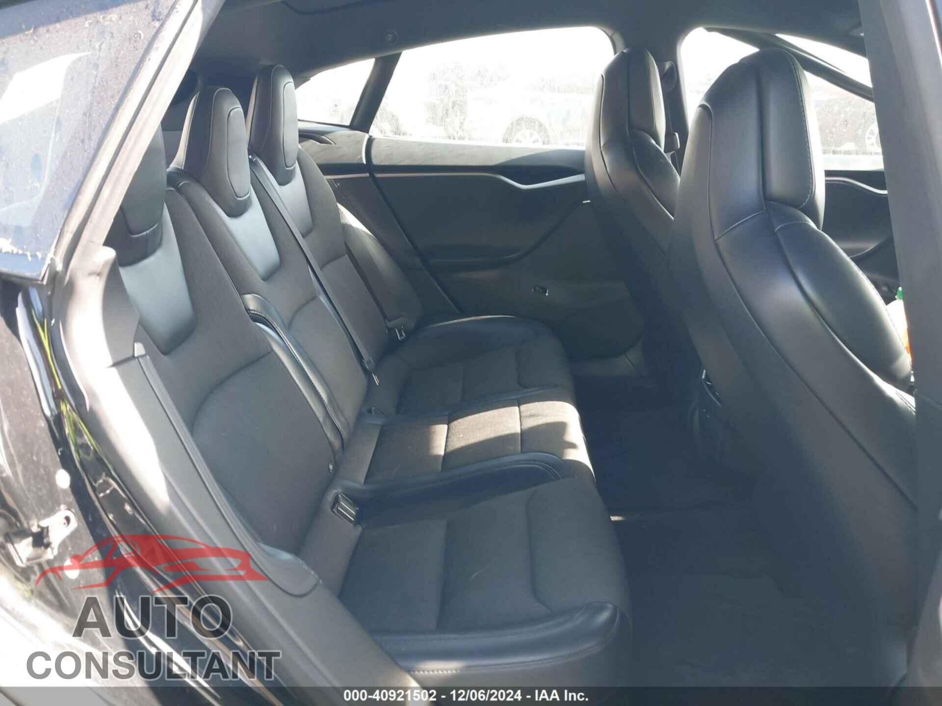 TESLA MODEL S 2018 - 5YJSA1E24JF293622
