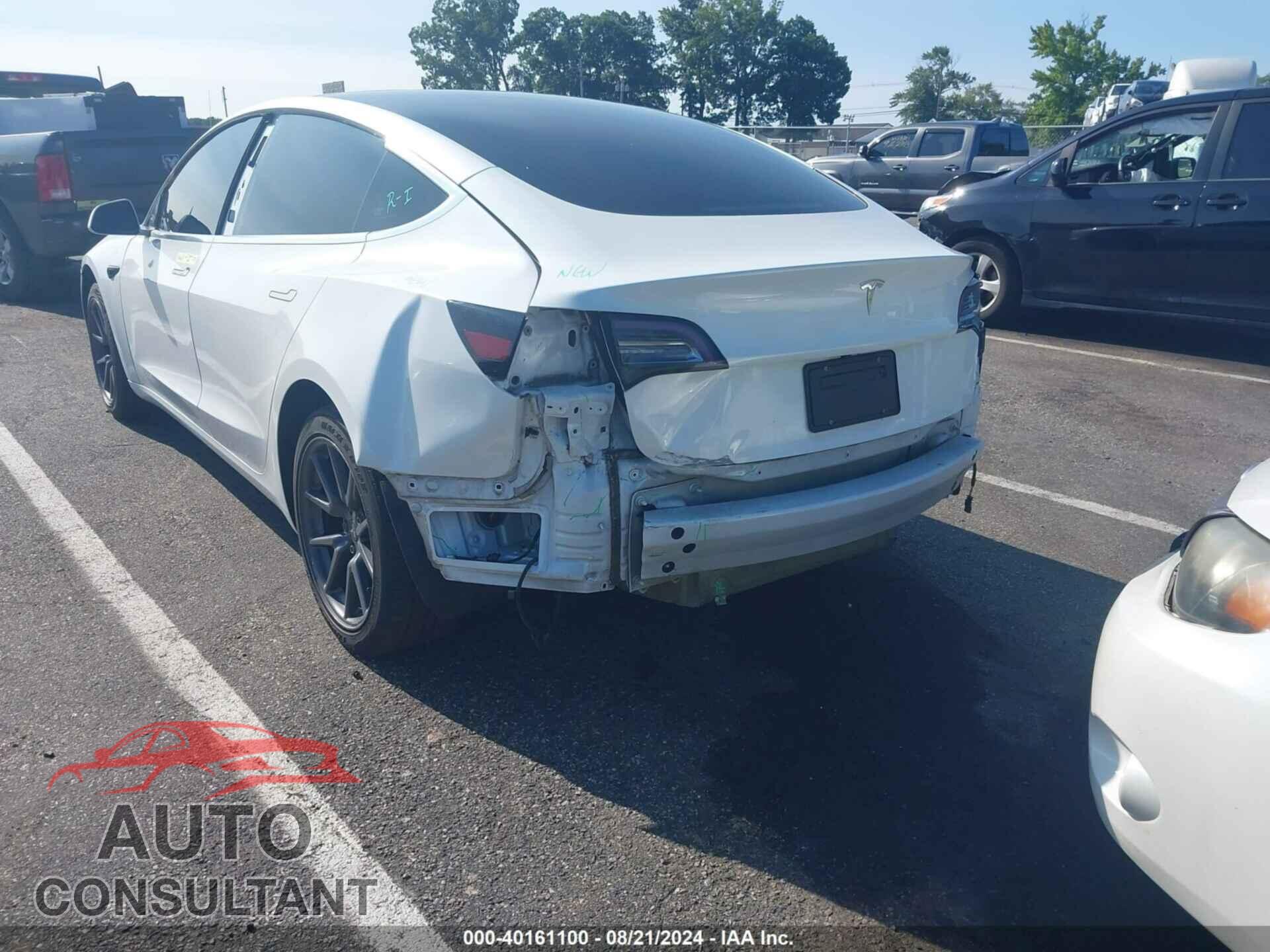 TESLA MODEL 3 2018 - 5YJ3E1EA7JF057207