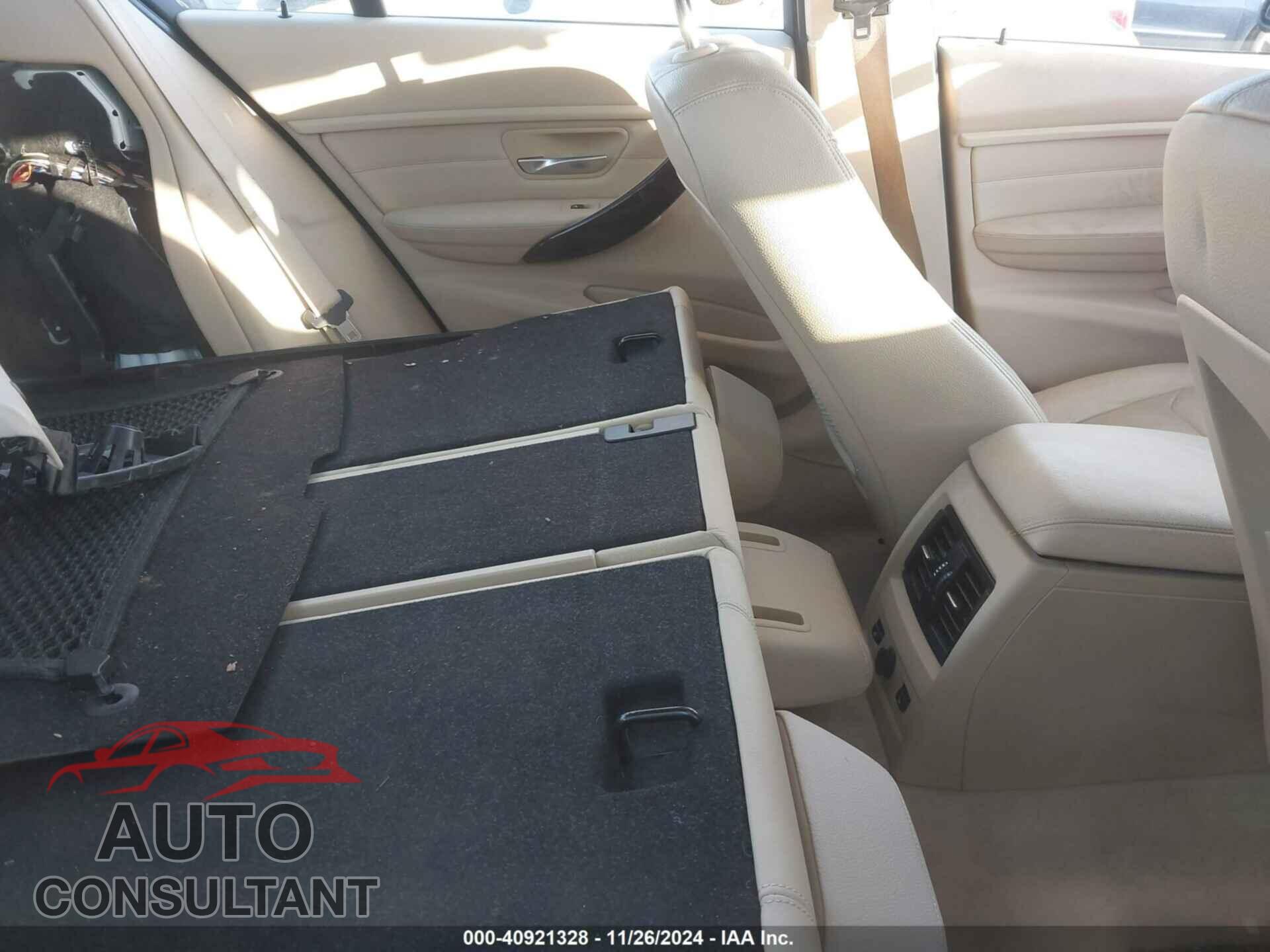 BMW 328I 2014 - WBA3B5C52EP543065