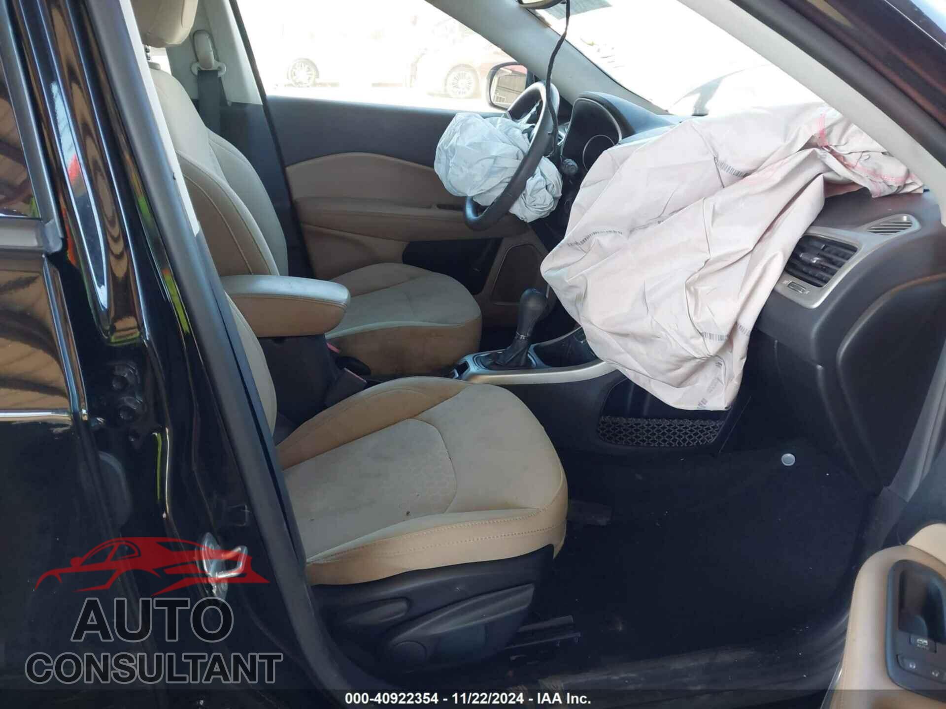 JEEP COMPASS 2020 - 3C4NJCAB0LT252925