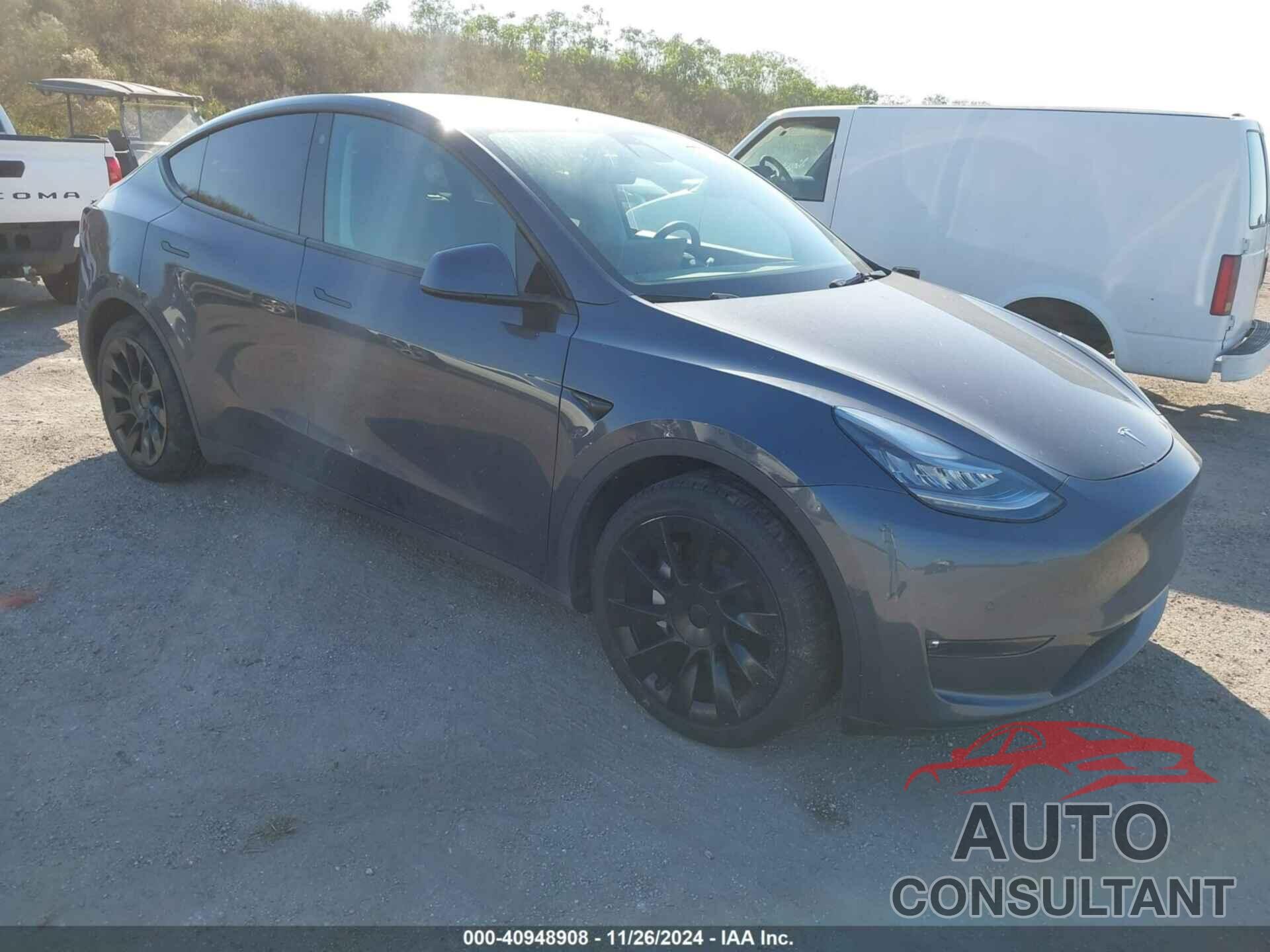 TESLA MODEL Y 2021 - 5YJYGDEE0MF184275