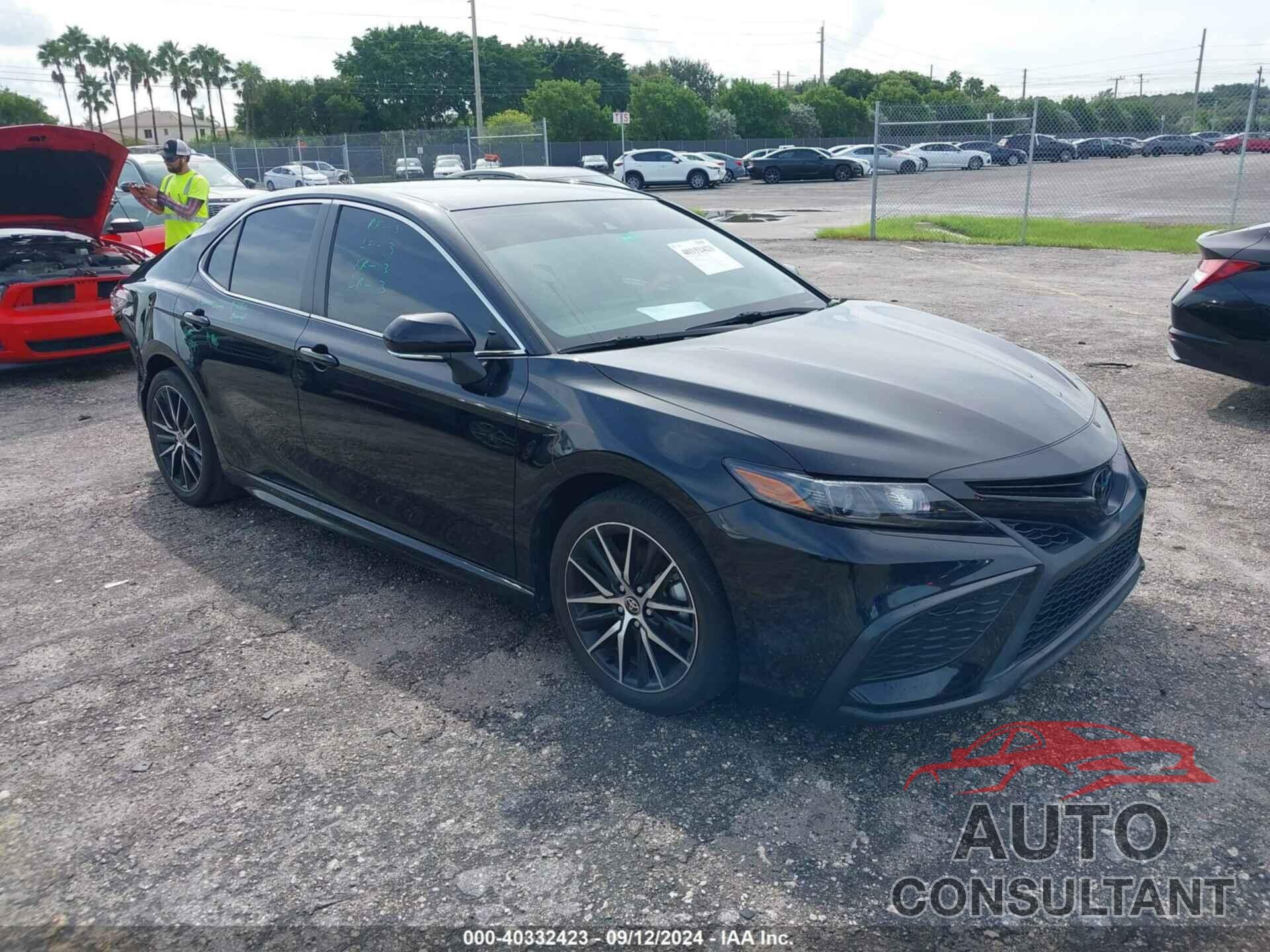 TOYOTA CAMRY 2023 - 4T1G11AK3PU721980