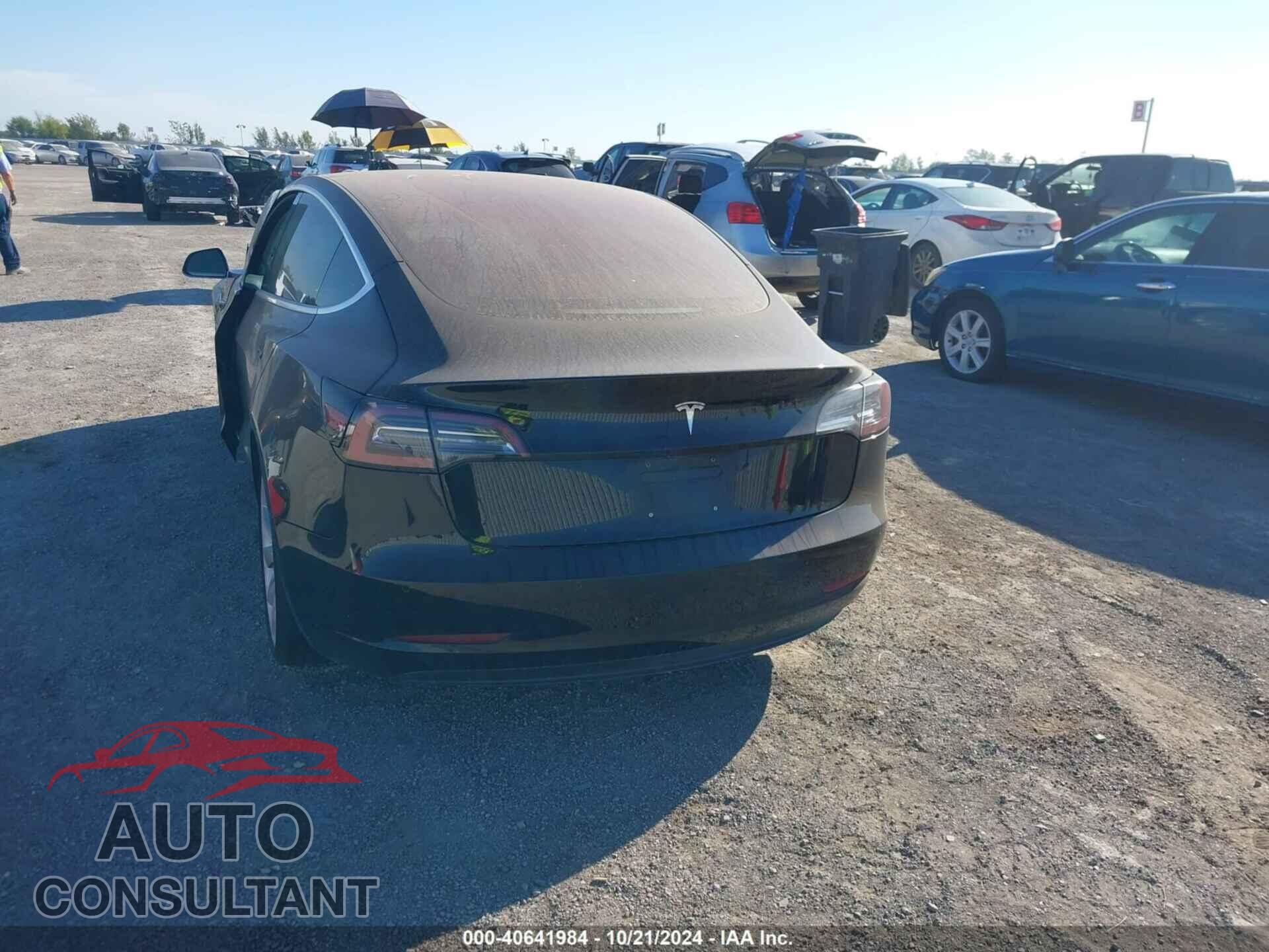 TESLA MODEL 3 2018 - 5YJ3E1EA2JF042792