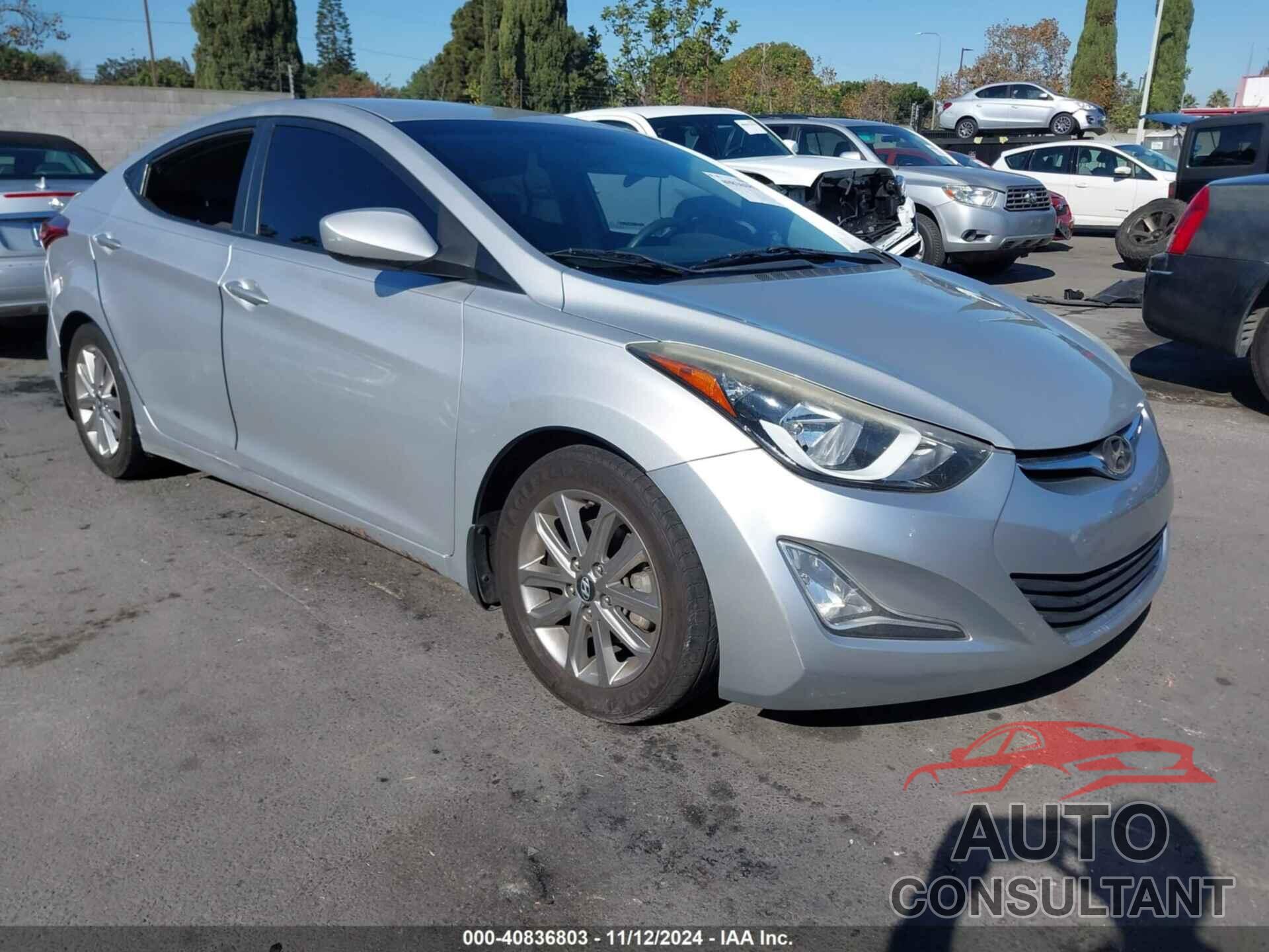 HYUNDAI ELANTRA 2015 - 5NPDH4AE5FH575914