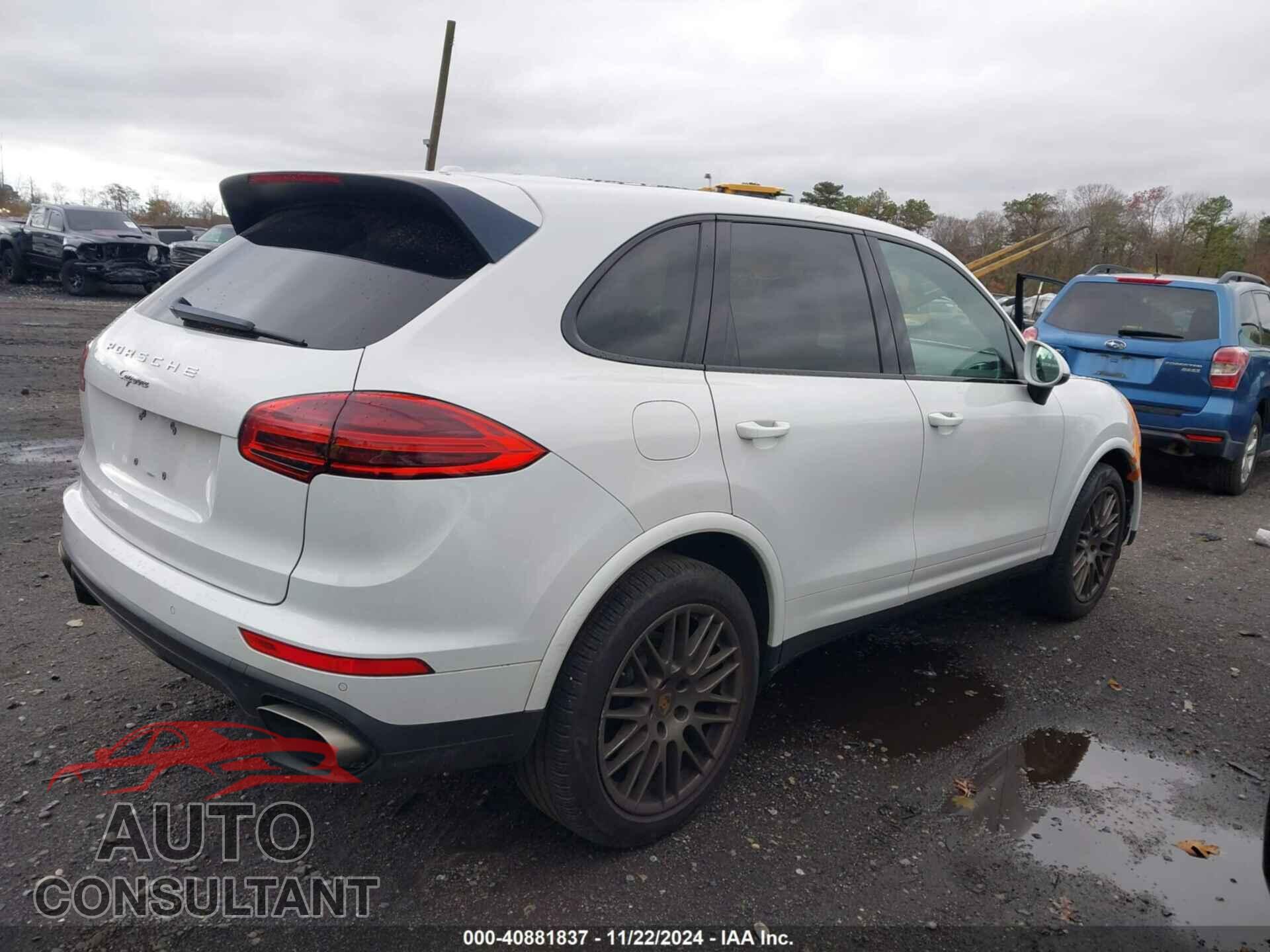 PORSCHE CAYENNE 2017 - WP1AA2A29HKA84489