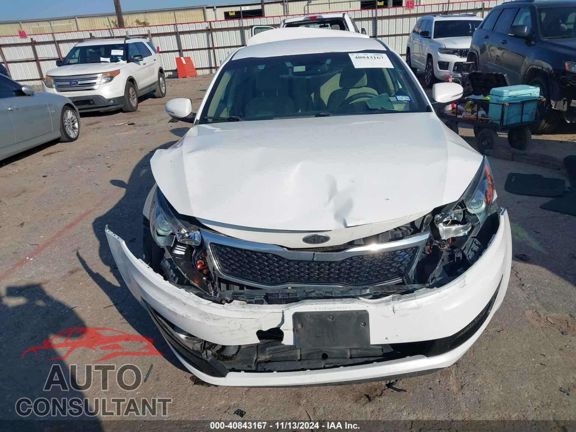 KIA OPTIMA 2011 - KNAGM4A72B5081186