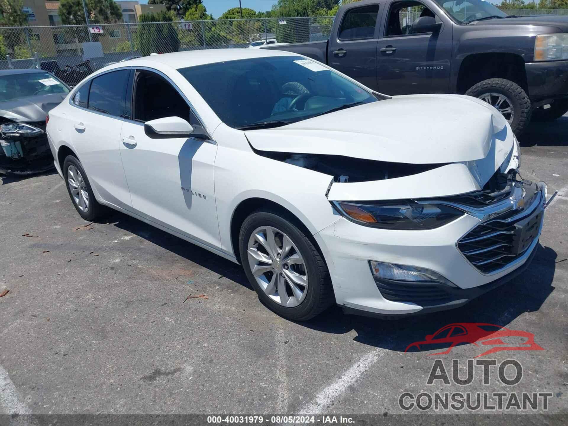 CHEVROLET MALIBU 2019 - 1G1ZD5ST1KF140650